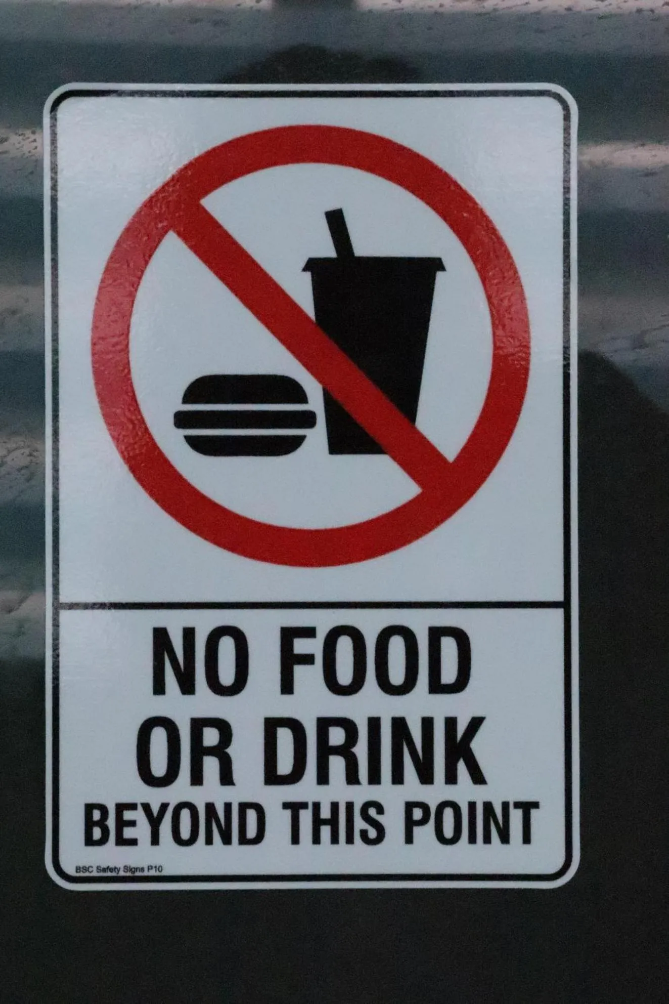 Text overlay in Miracle Colombo City Hostel