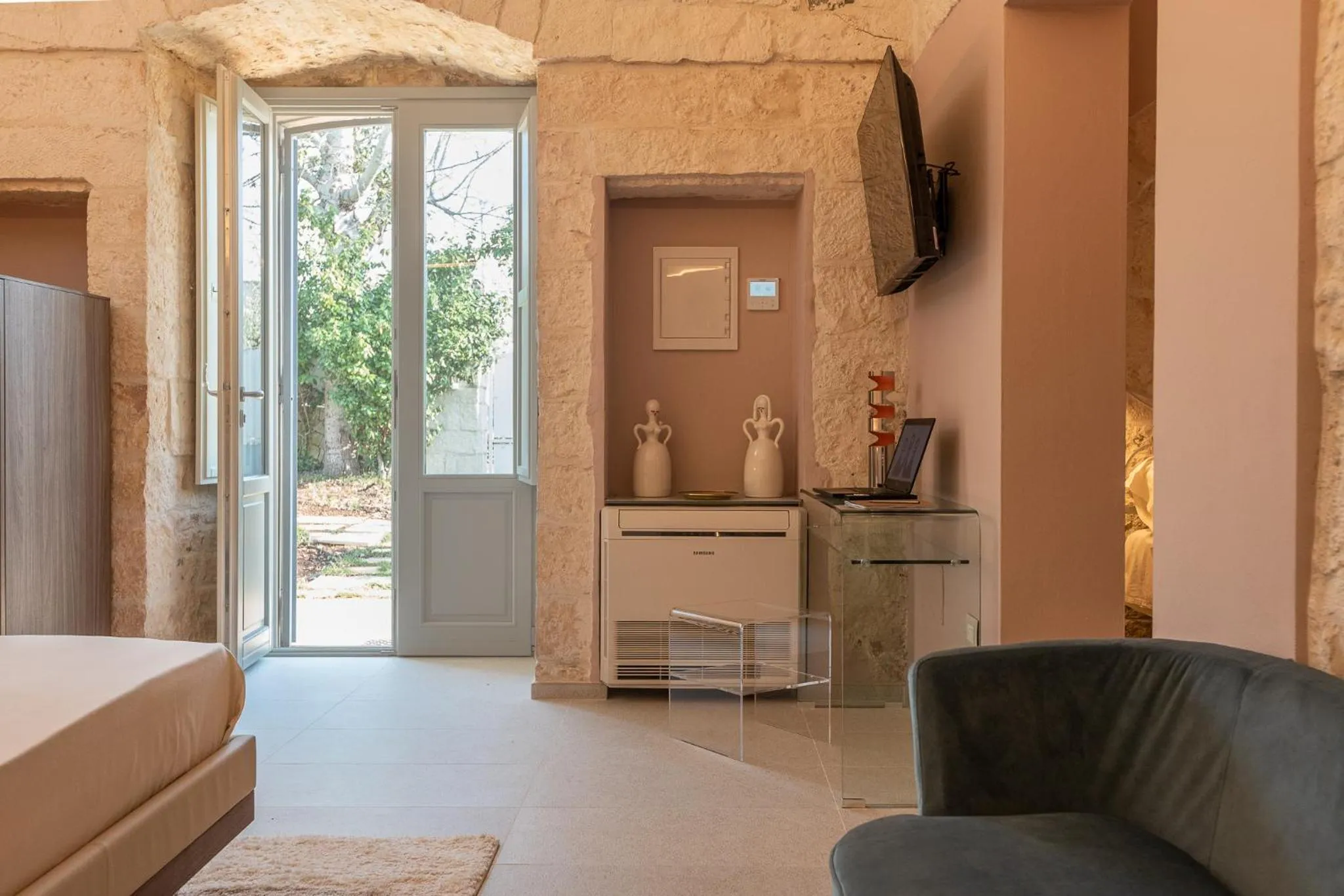 Decorative detail in Villa Ada-Trulli Puglia