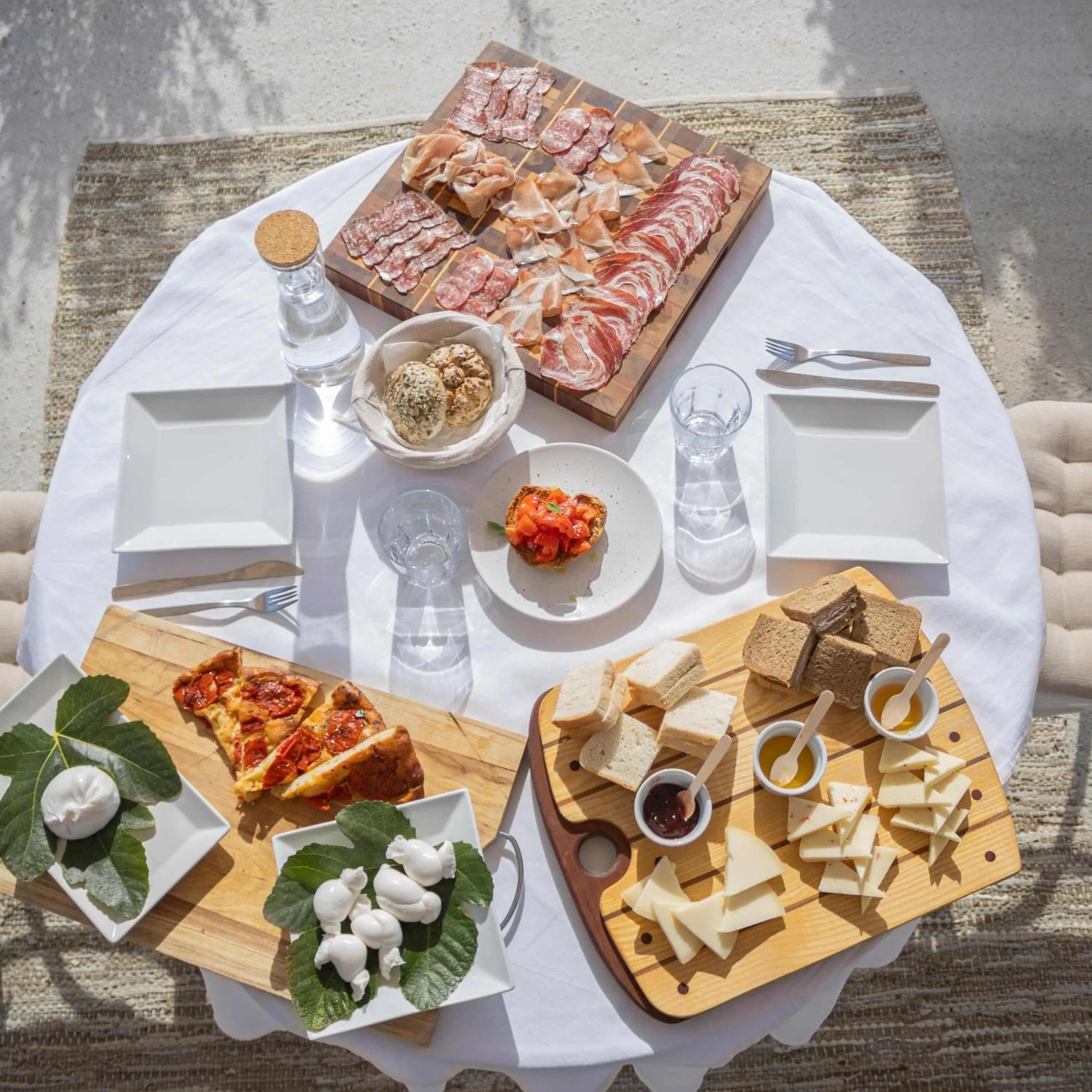 Food and drinks in Villa Ada-Trulli Puglia