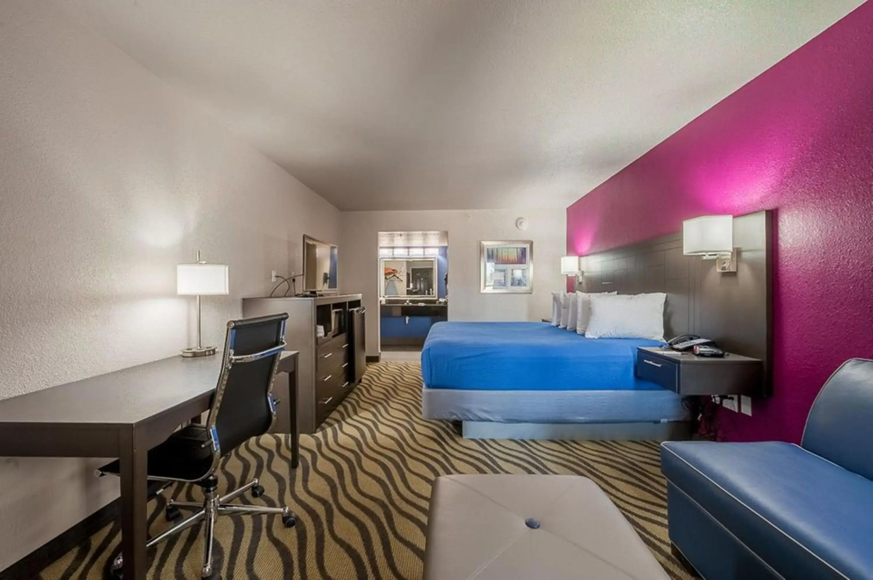 Single Room - Disability Access in Stratford House Inn Single Room - Disability Access in Stratford House Inn