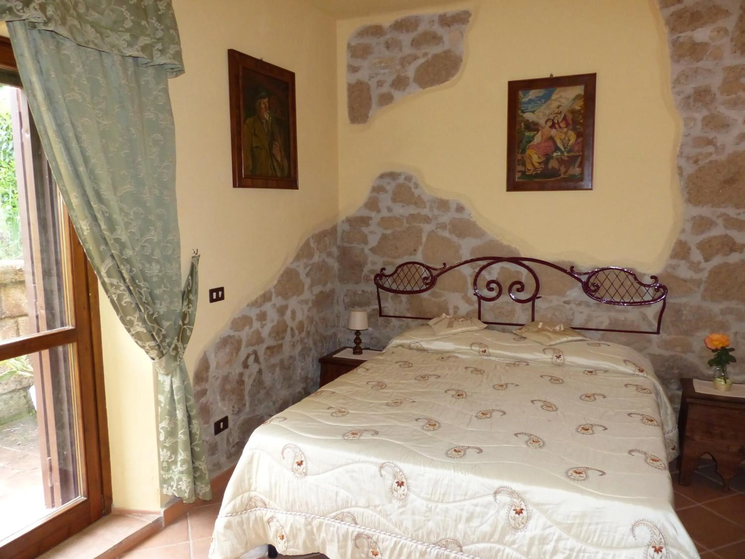 Bed in Casale san Pietro
