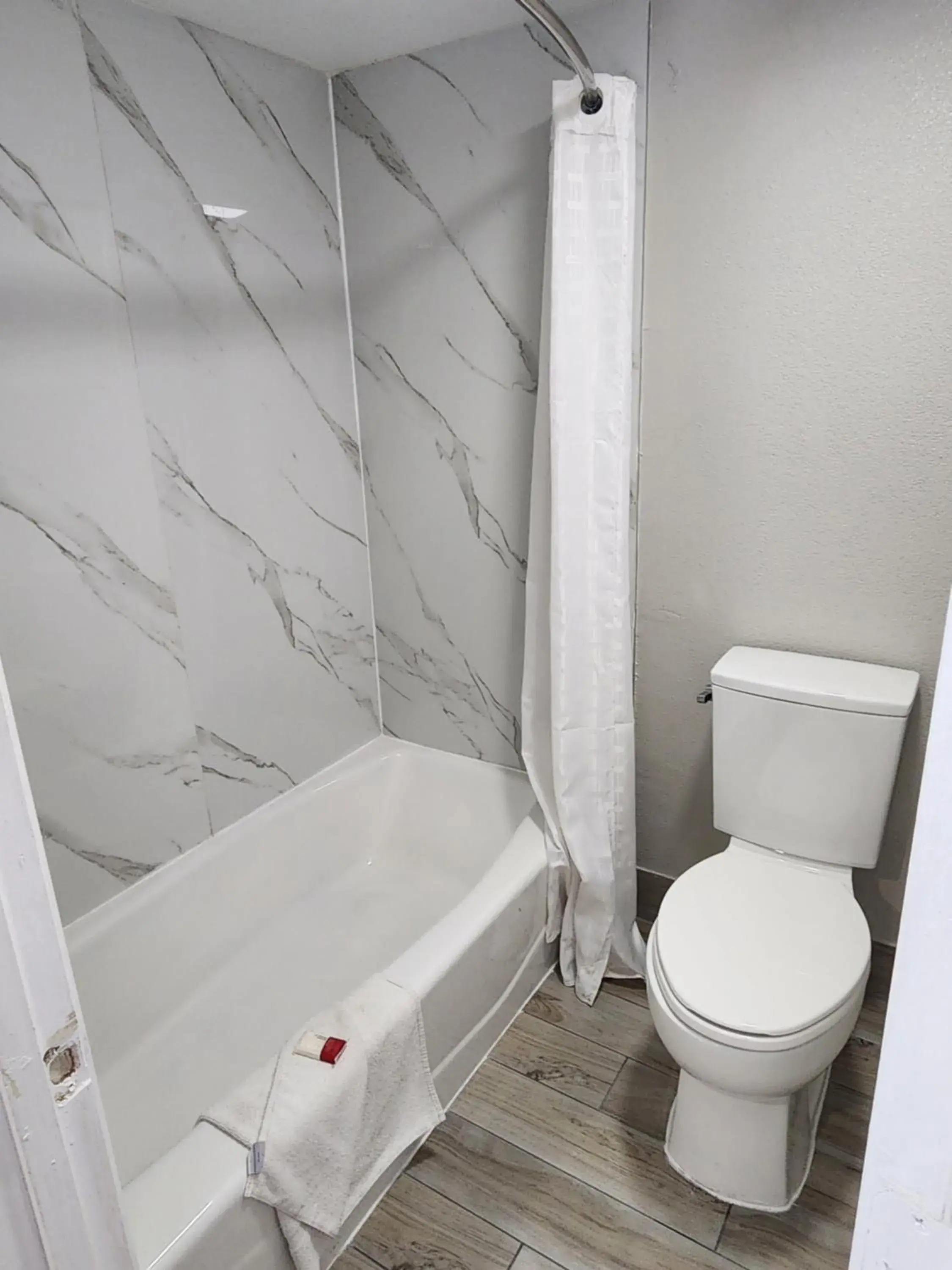 Toilet in Americas Best Value Inn Longview Toilet in Americas Best Value Inn Longview