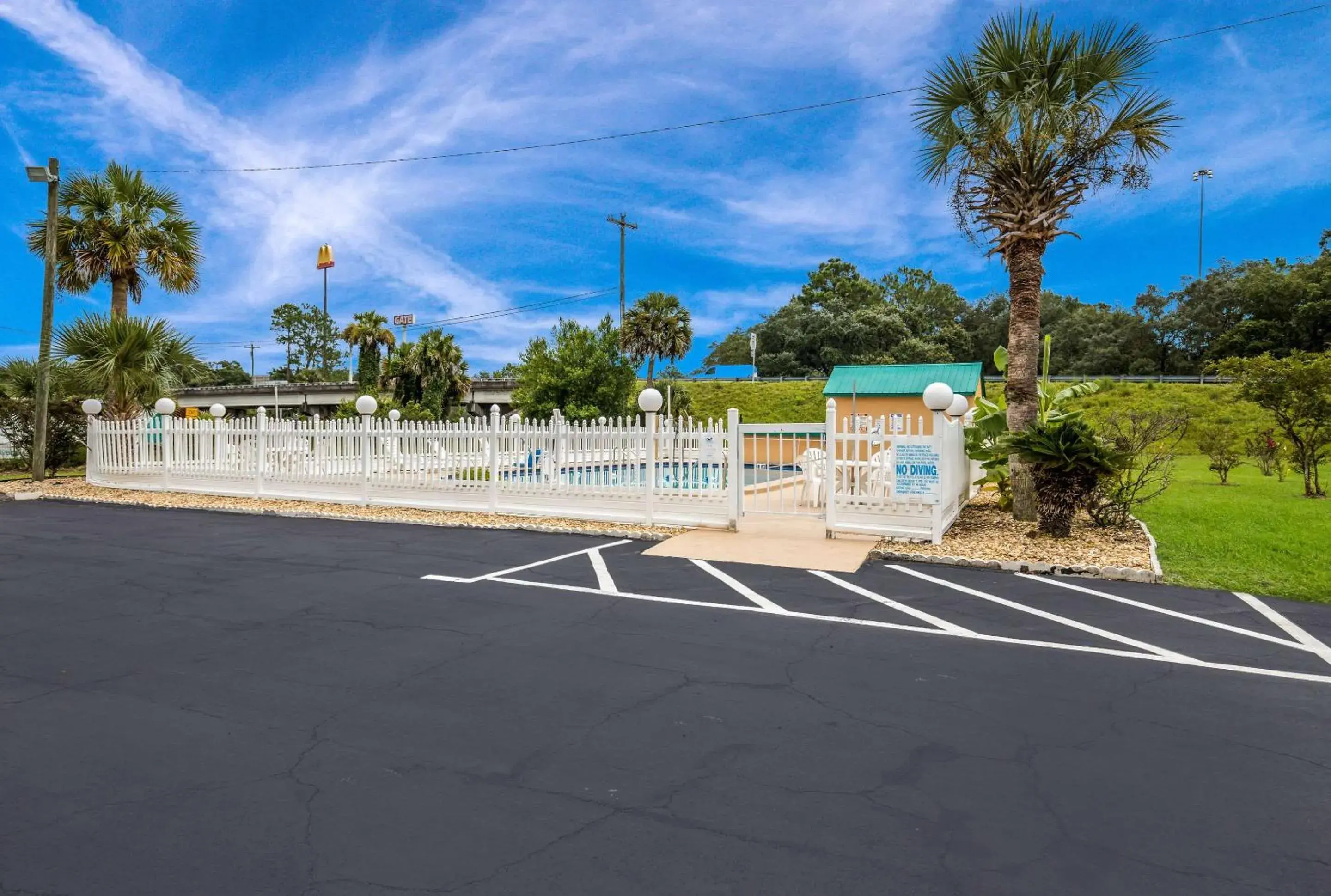 Property building in Quality Inn White Springs Suwanee Property building in Quality Inn White Springs Suwanee
