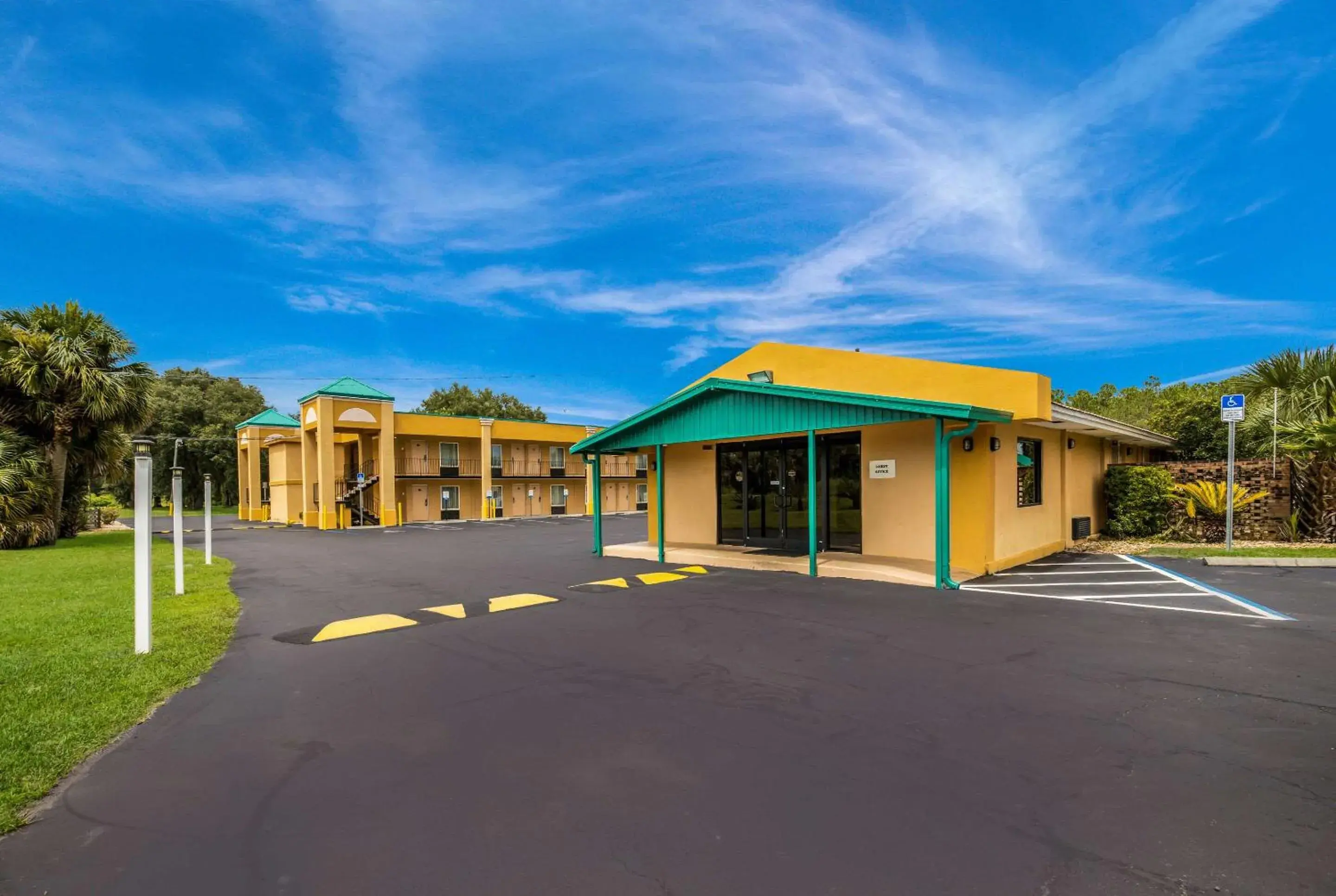 Property building in Quality Inn White Springs Suwanee Property building in Quality Inn White Springs Suwanee