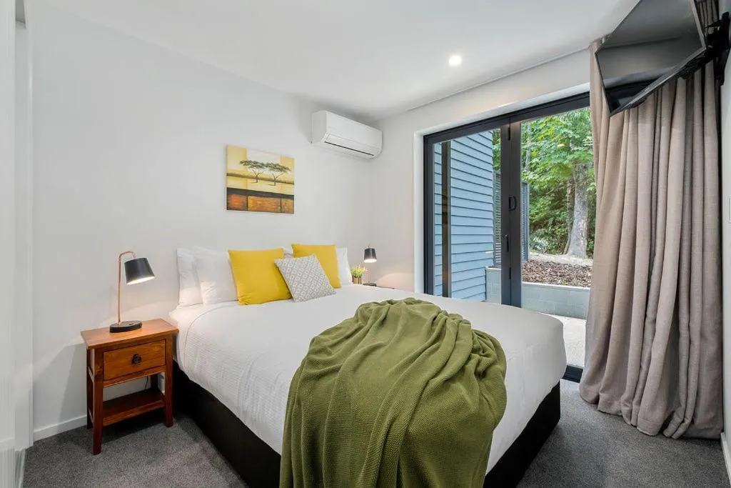 Bed in Bright, Modern, Plush - Brand New Townhouse