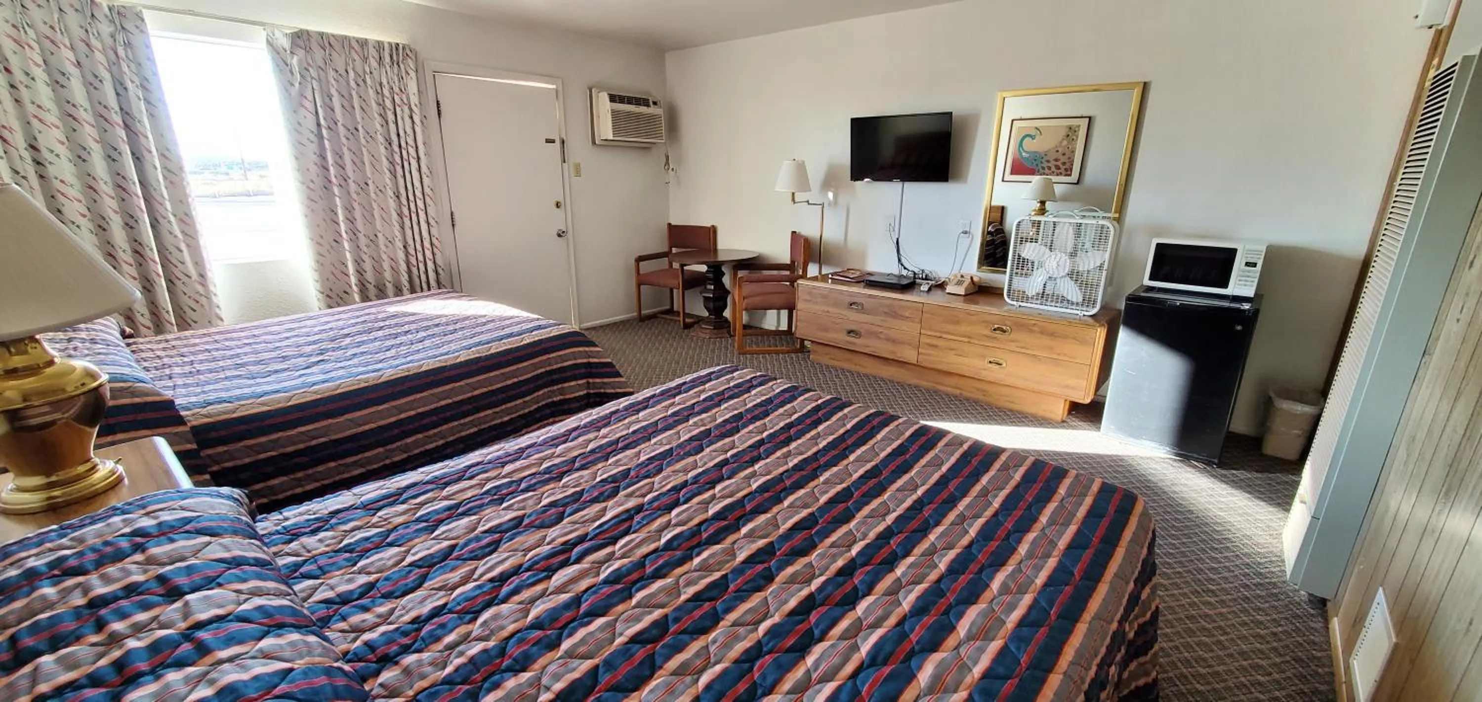 Bed in Budget Inn Motel Gallup