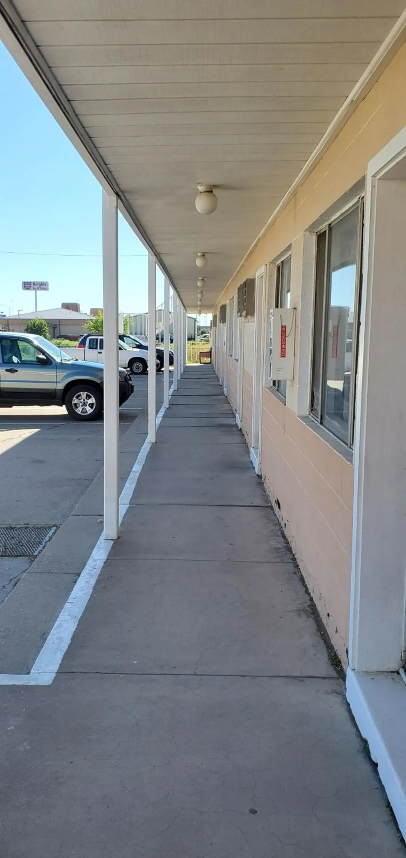 Property building in Budget Inn Motel Gallup