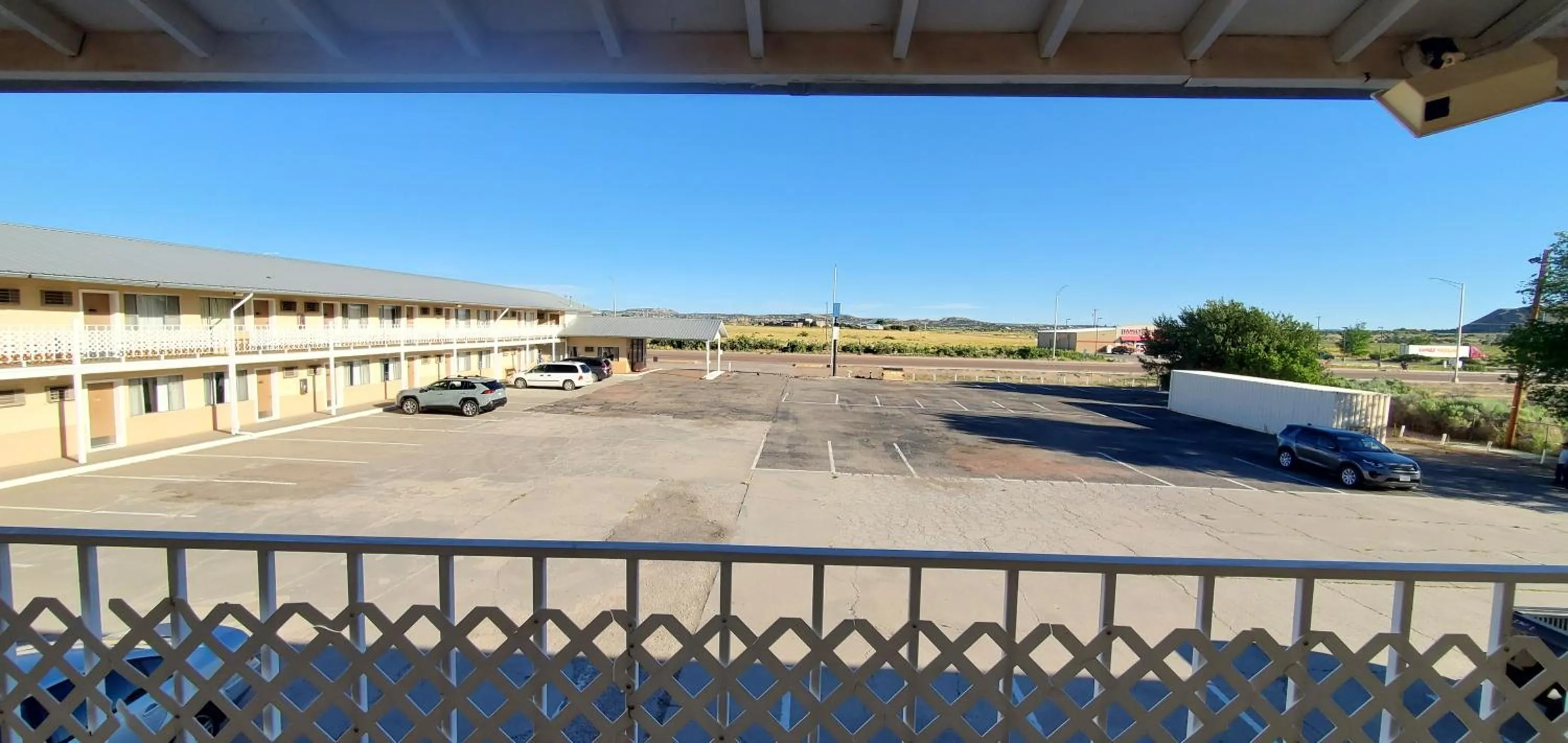 Property building in Budget Inn Motel Gallup