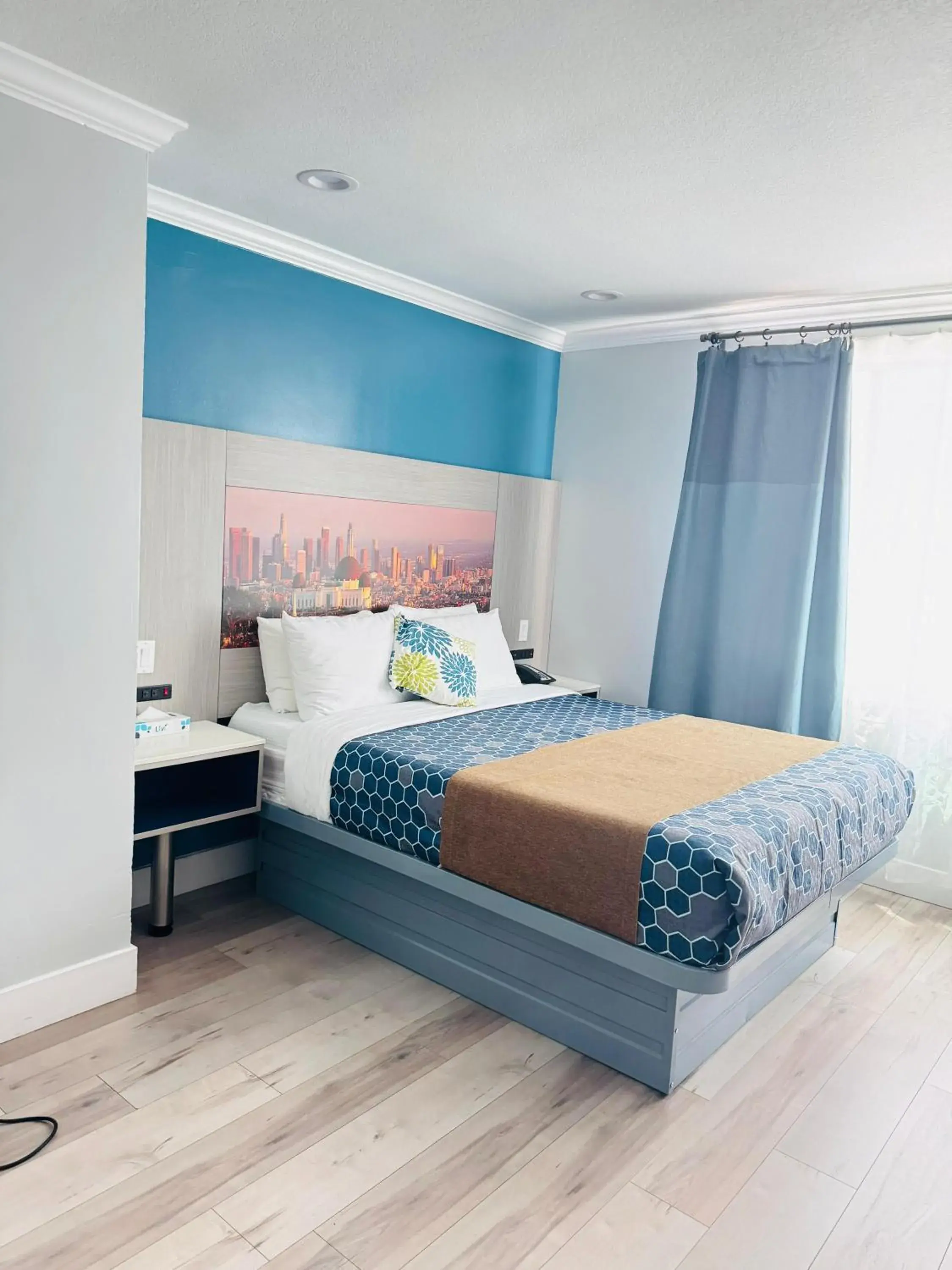 Bed in Hometel Suites Bed in Hometel Suites