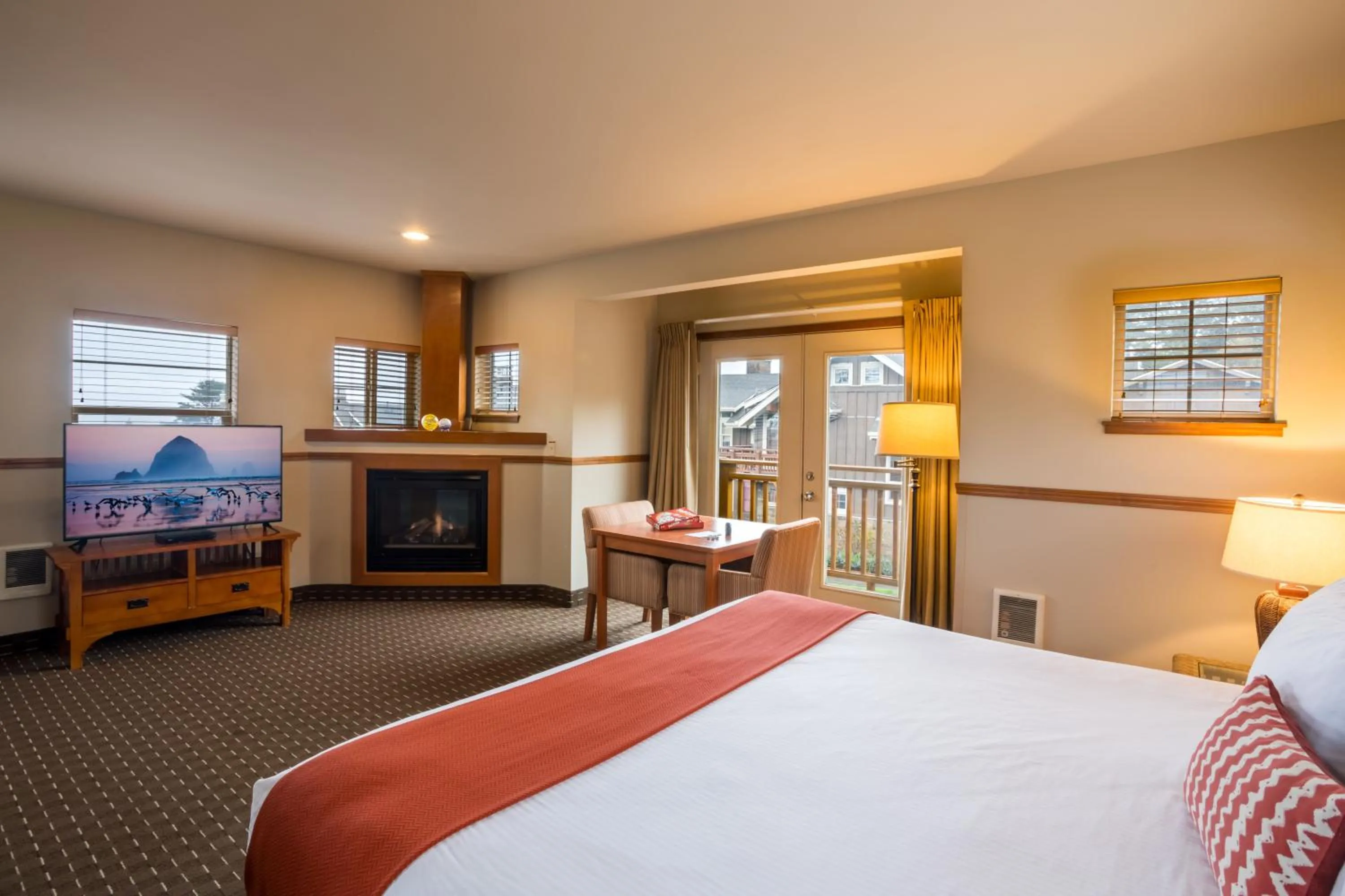 Bed in Inn at Cannon Beach