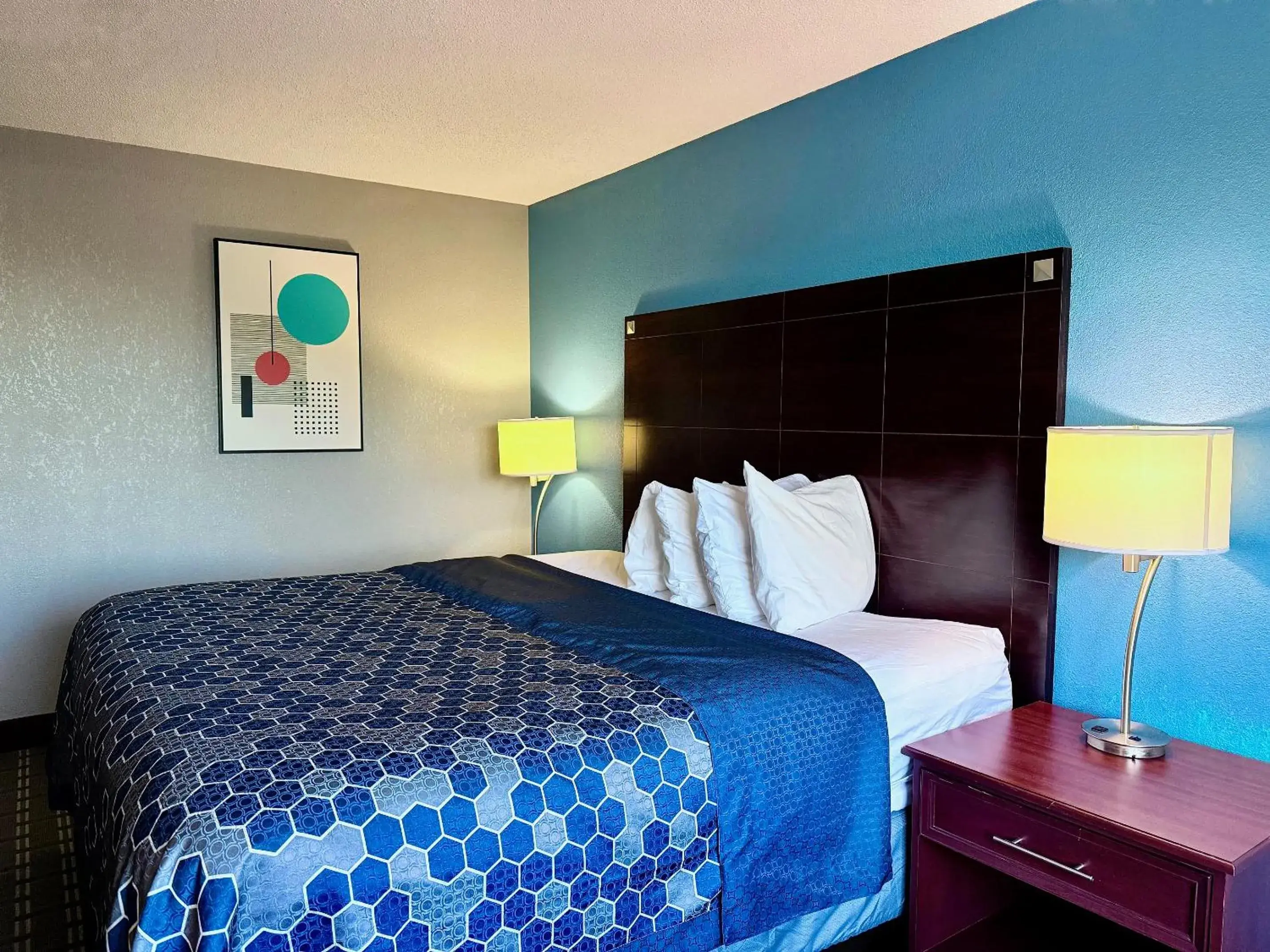 King Room - Non-Smoking in American Inn Cedar Rapids South King Room - Non-Smoking in American Inn Cedar Rapids South