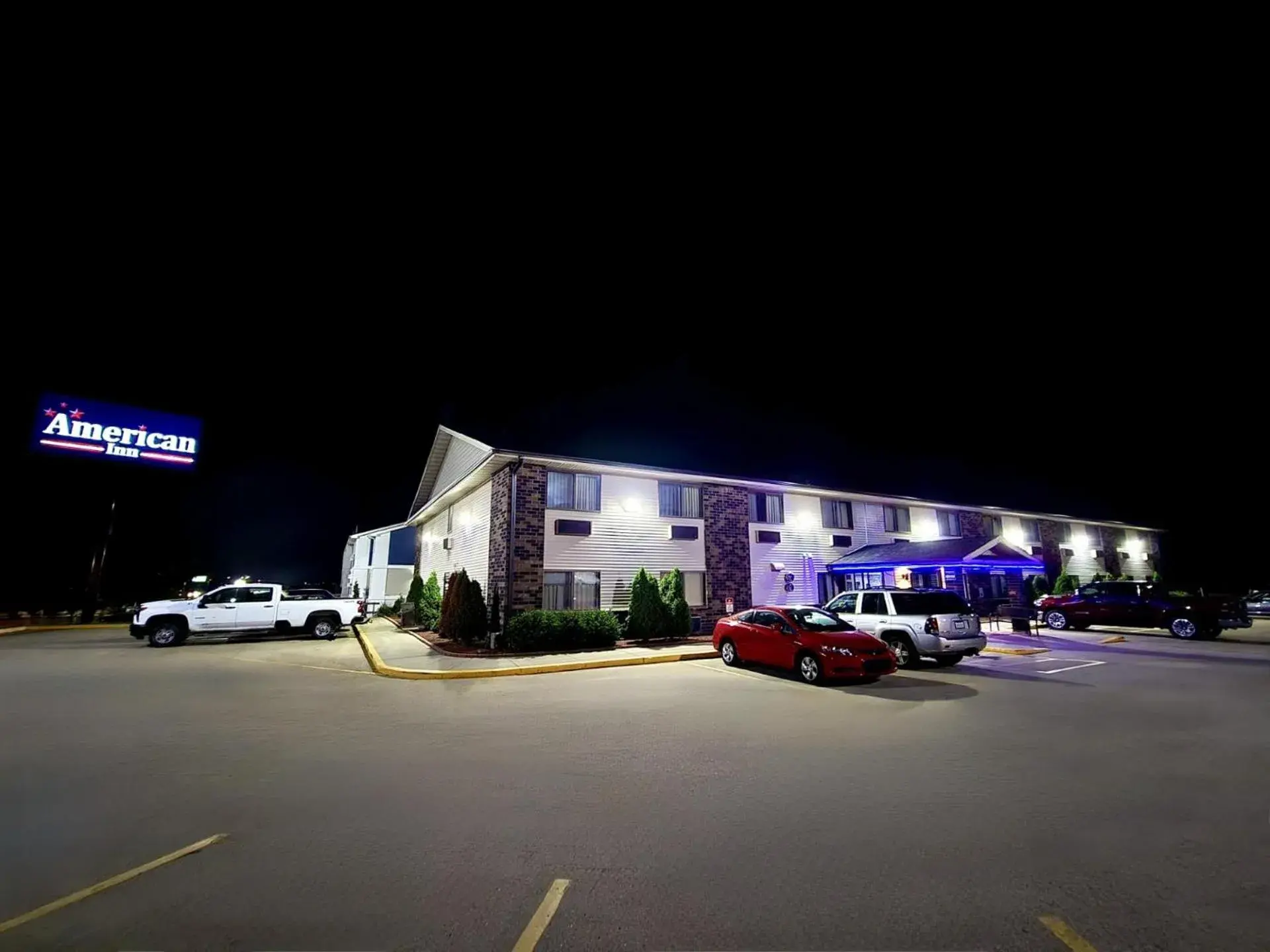 Property building in American Inn Cedar Rapids South Property building in American Inn Cedar Rapids South