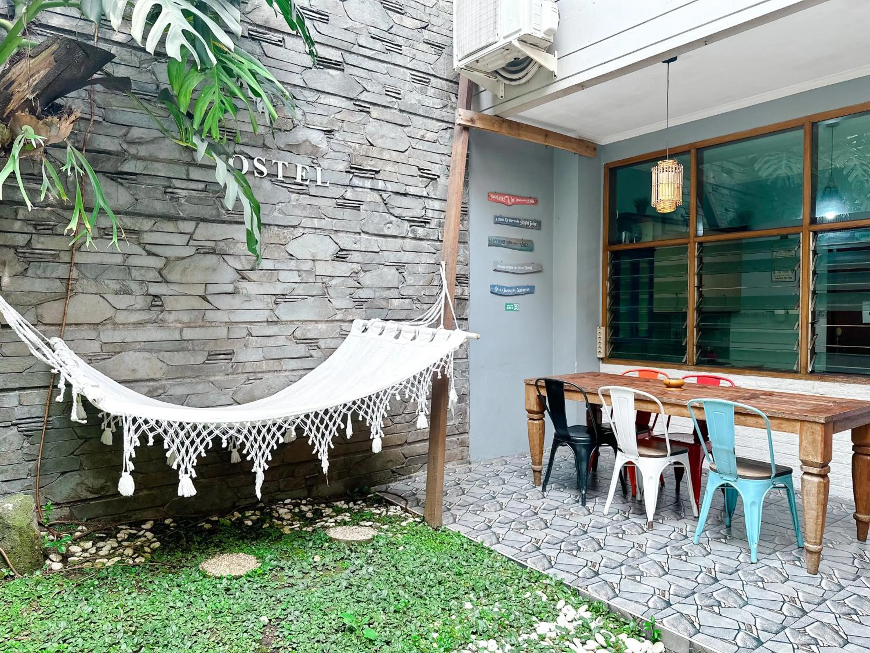 Area and facilities in OsteL By OstiC