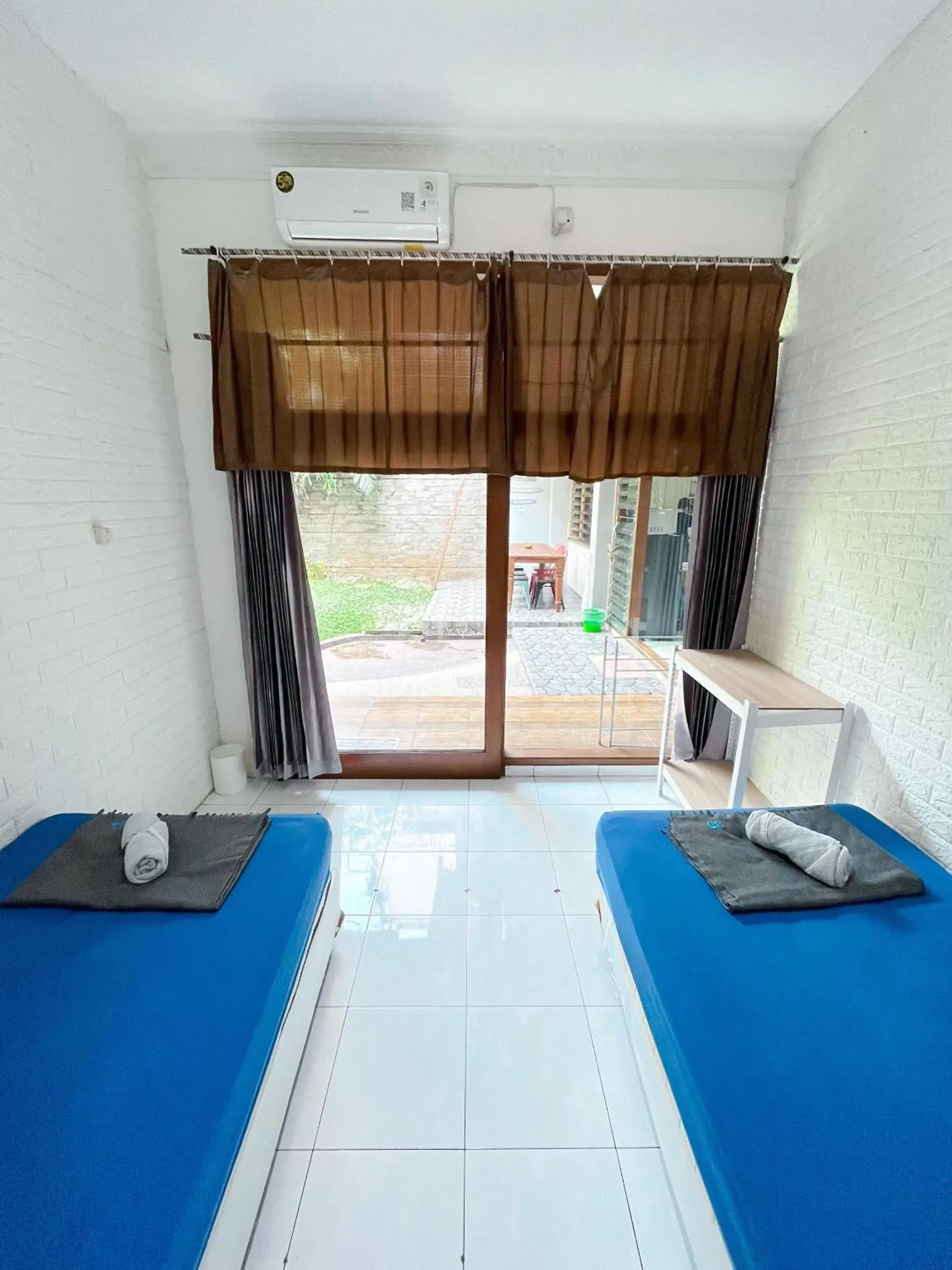 Budget Twin Room in OsteL By OstiC Budget Twin Room in OsteL By OstiC