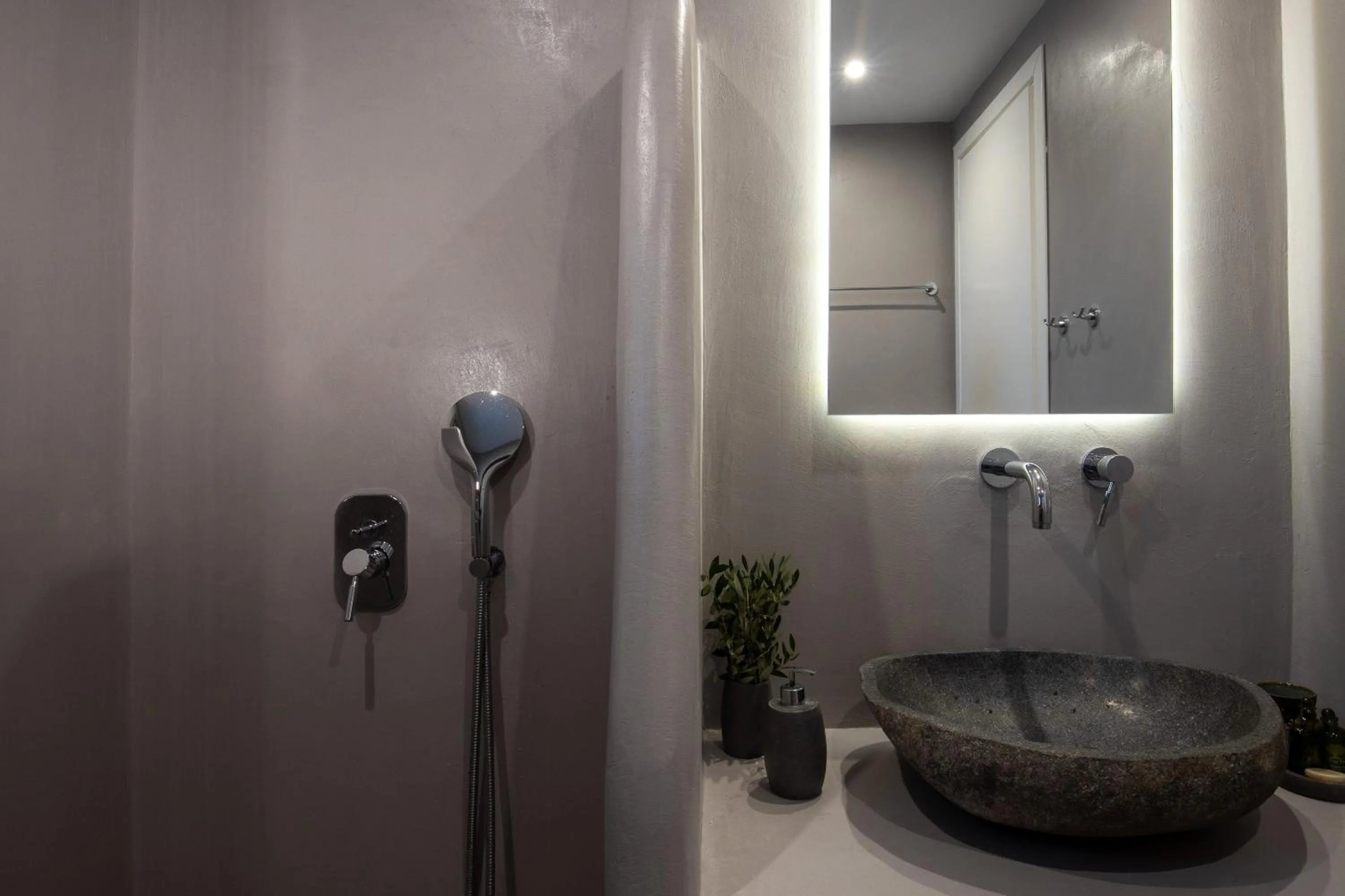 Shower in Phos Villas Tinos