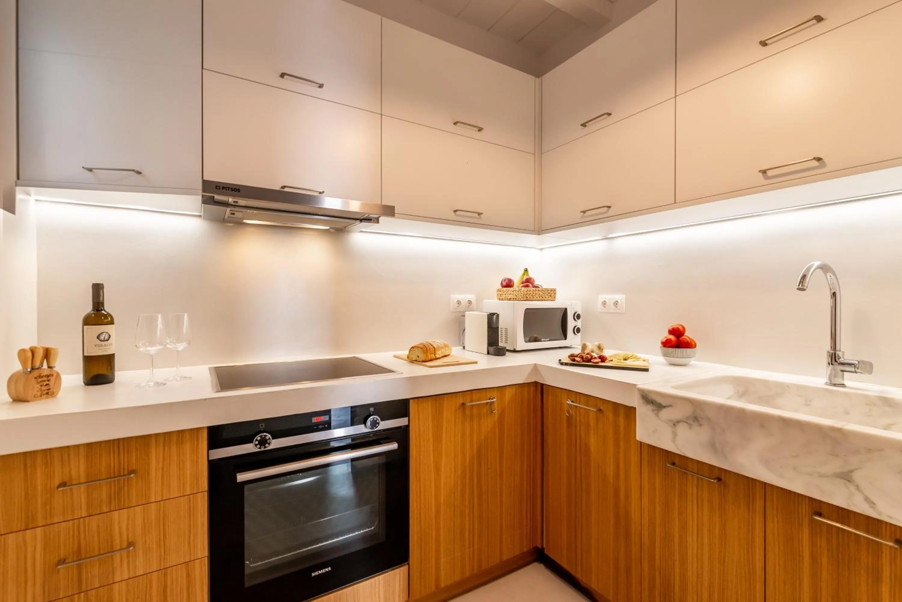 Kitchen or kitchenette in Phos Villas Tinos