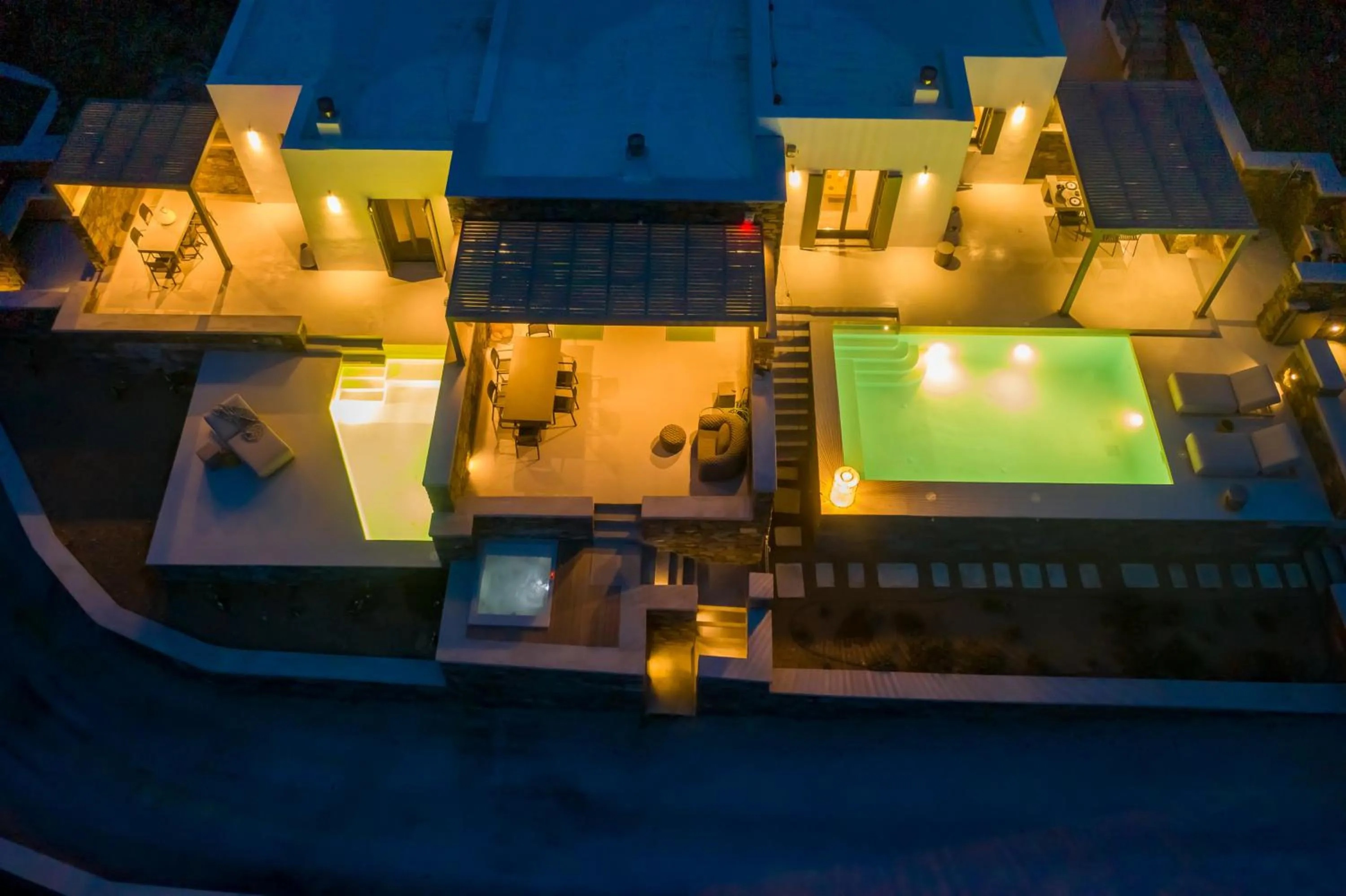 Property building in Phos Villas Tinos