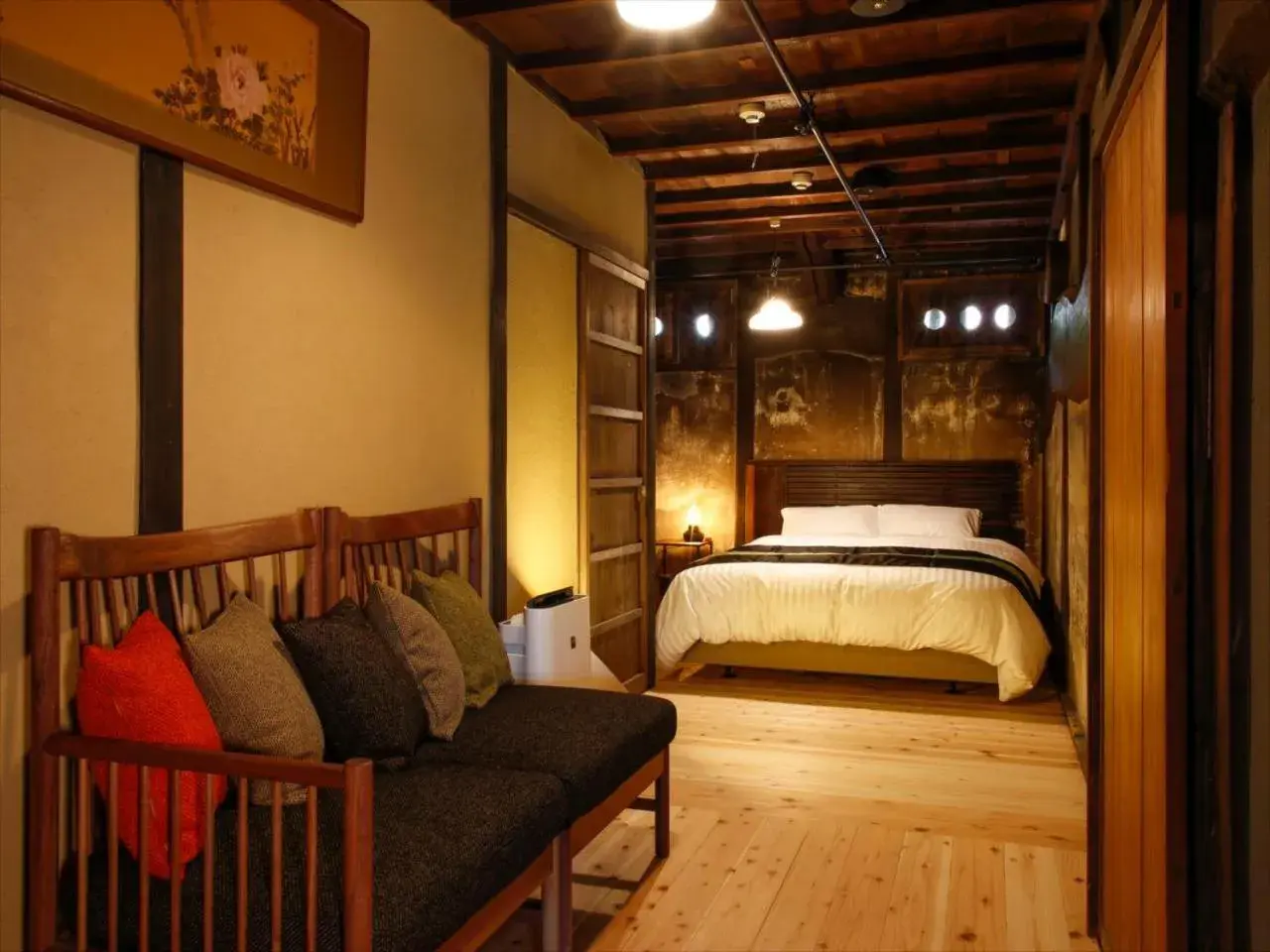 Standard Room with Tatami Area in Yamasaki Ryokan Q Nakamonzenya Standard Room with Tatami Area in Yamasaki Ryokan Q Nakamonzenya