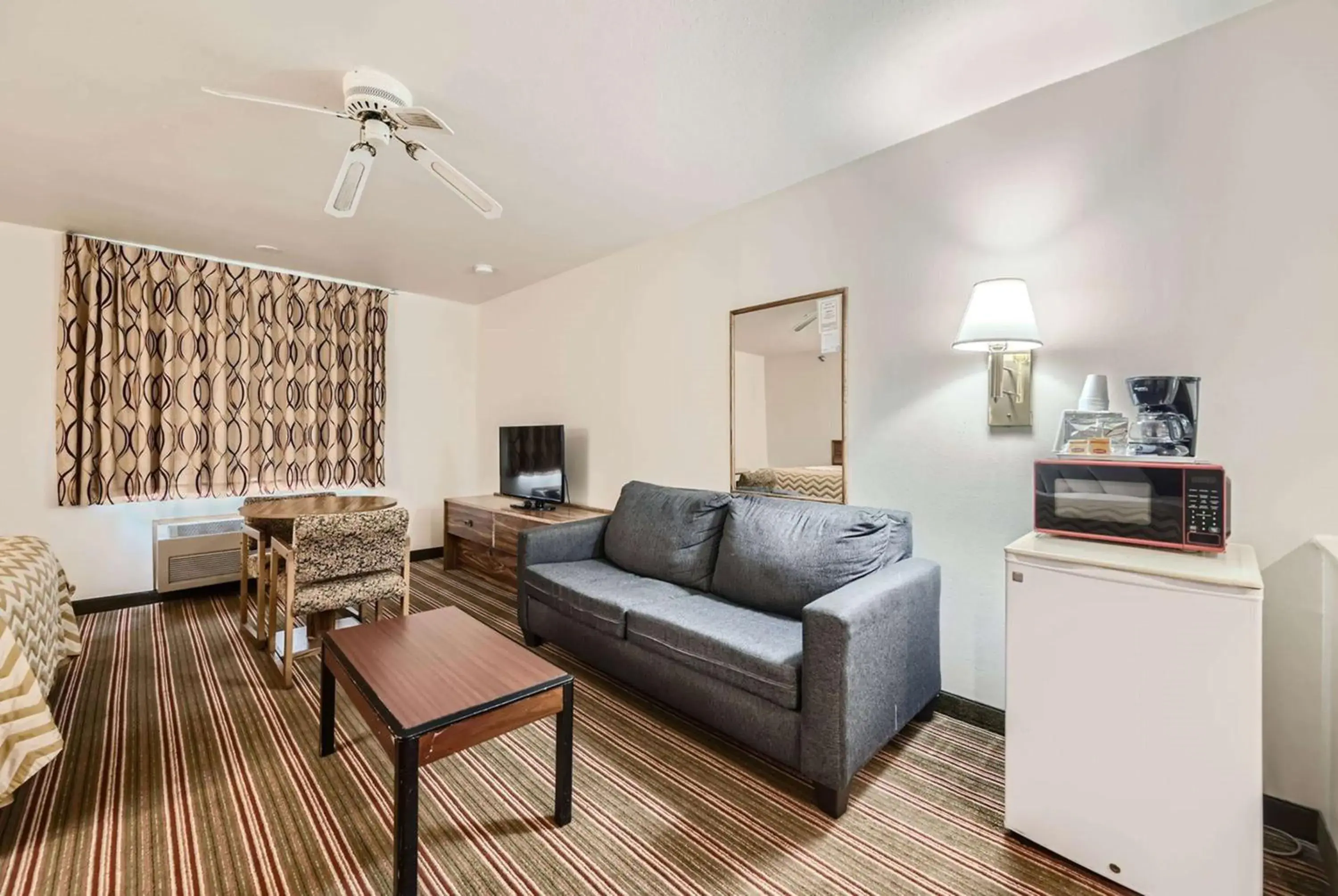 Photo of the whole room in Travelodge by Wyndham Longmont Photo of the whole room in Travelodge by Wyndham Longmont