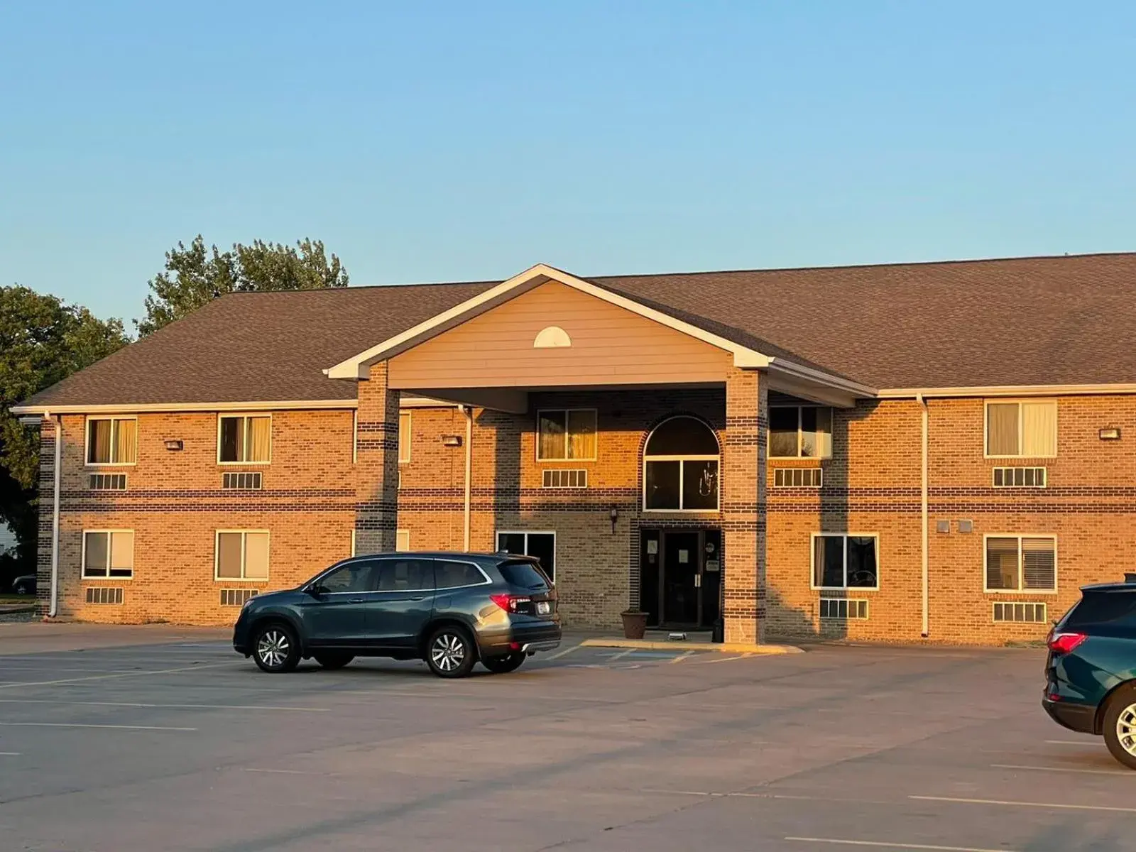 Facade/entrance in Rodeway Inn Facade/entrance in Rodeway Inn