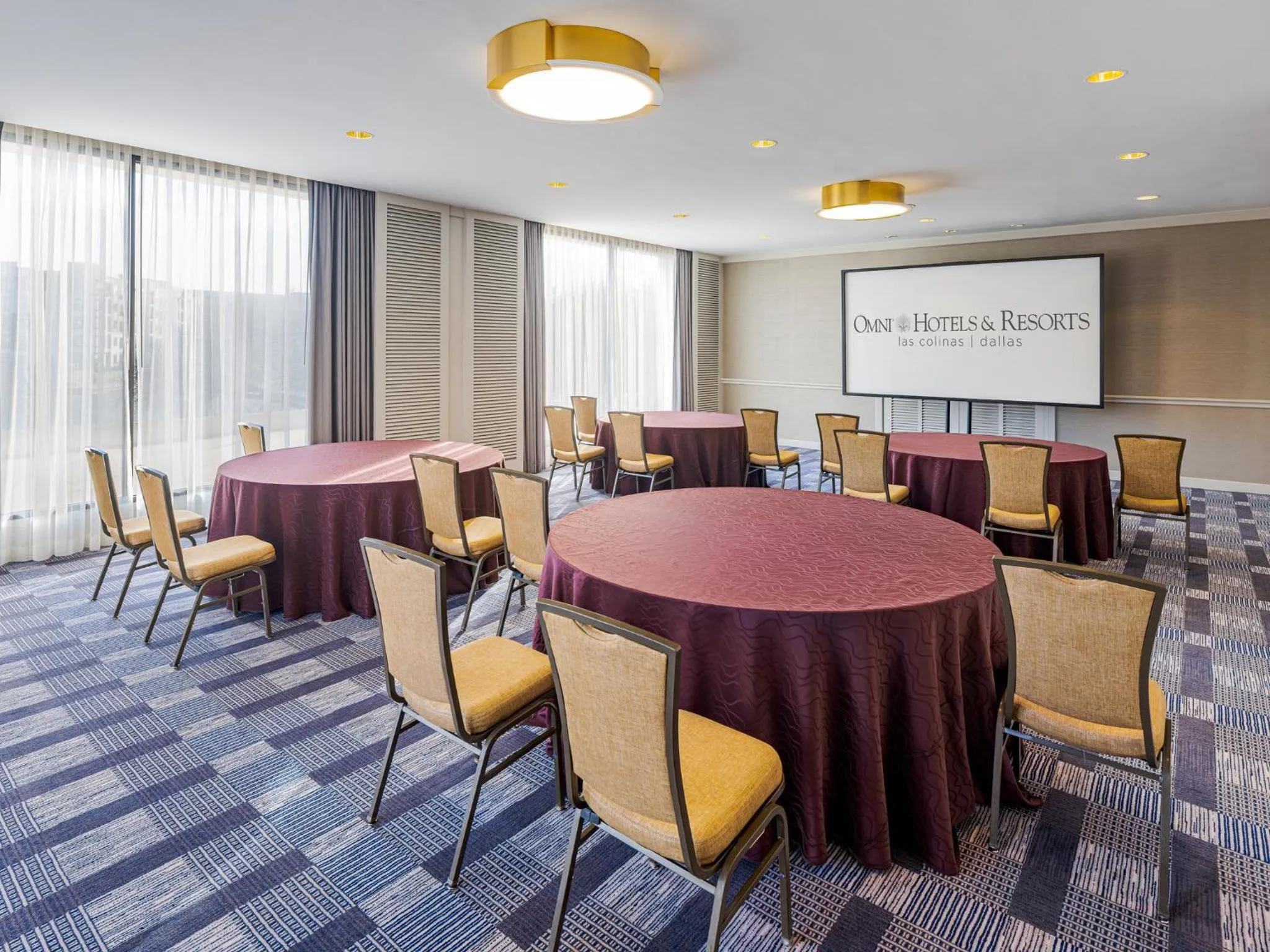 Meeting/conference room in Omni Las Colinas Hotel