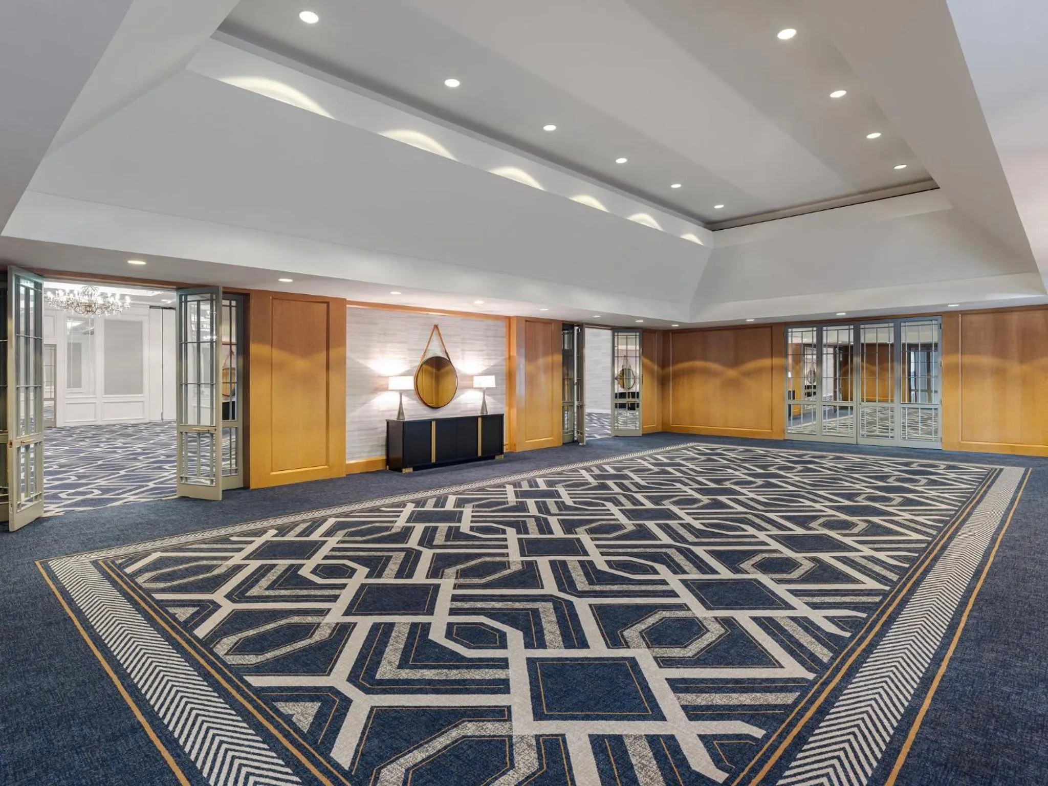 Banquet/Function facilities in Omni Las Colinas Hotel