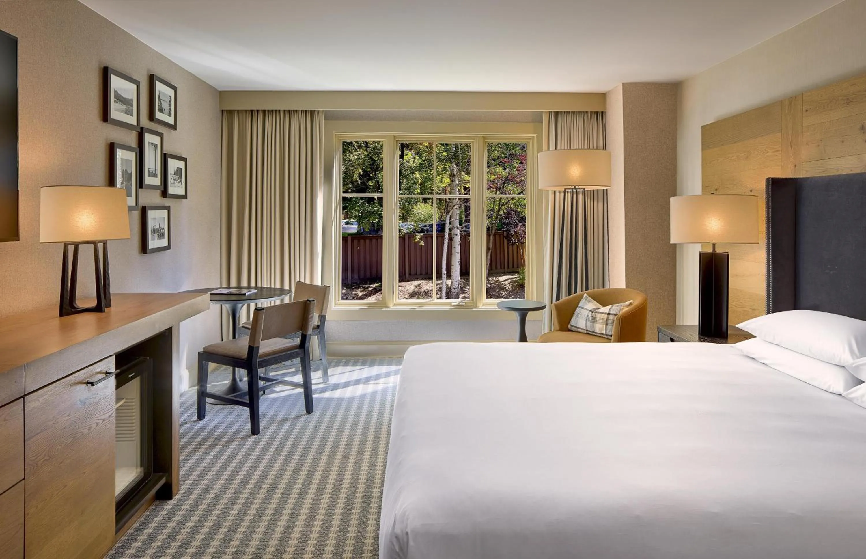 Bedroom, Bed in Hyatt Regency Lake Tahoe Resort, Spa & Casino