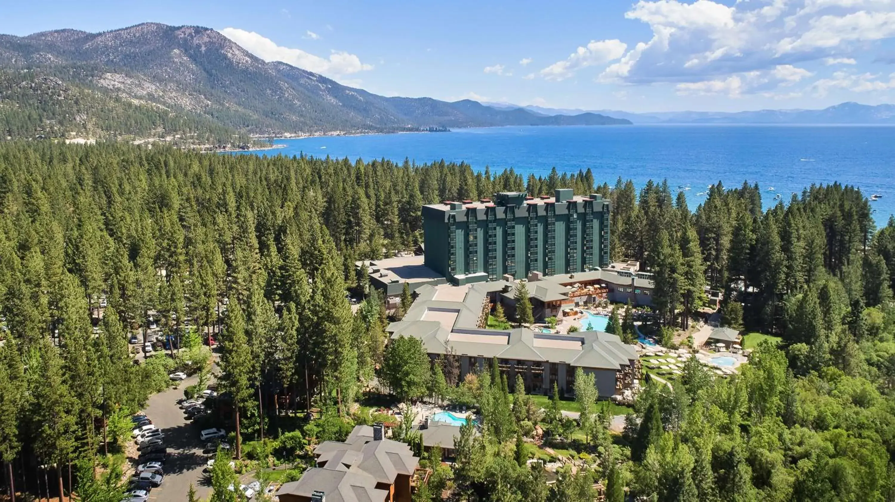 Property building in Hyatt Regency Lake Tahoe Resort, Spa & Casino Property building in Hyatt Regency Lake Tahoe Resort, Spa & Casino