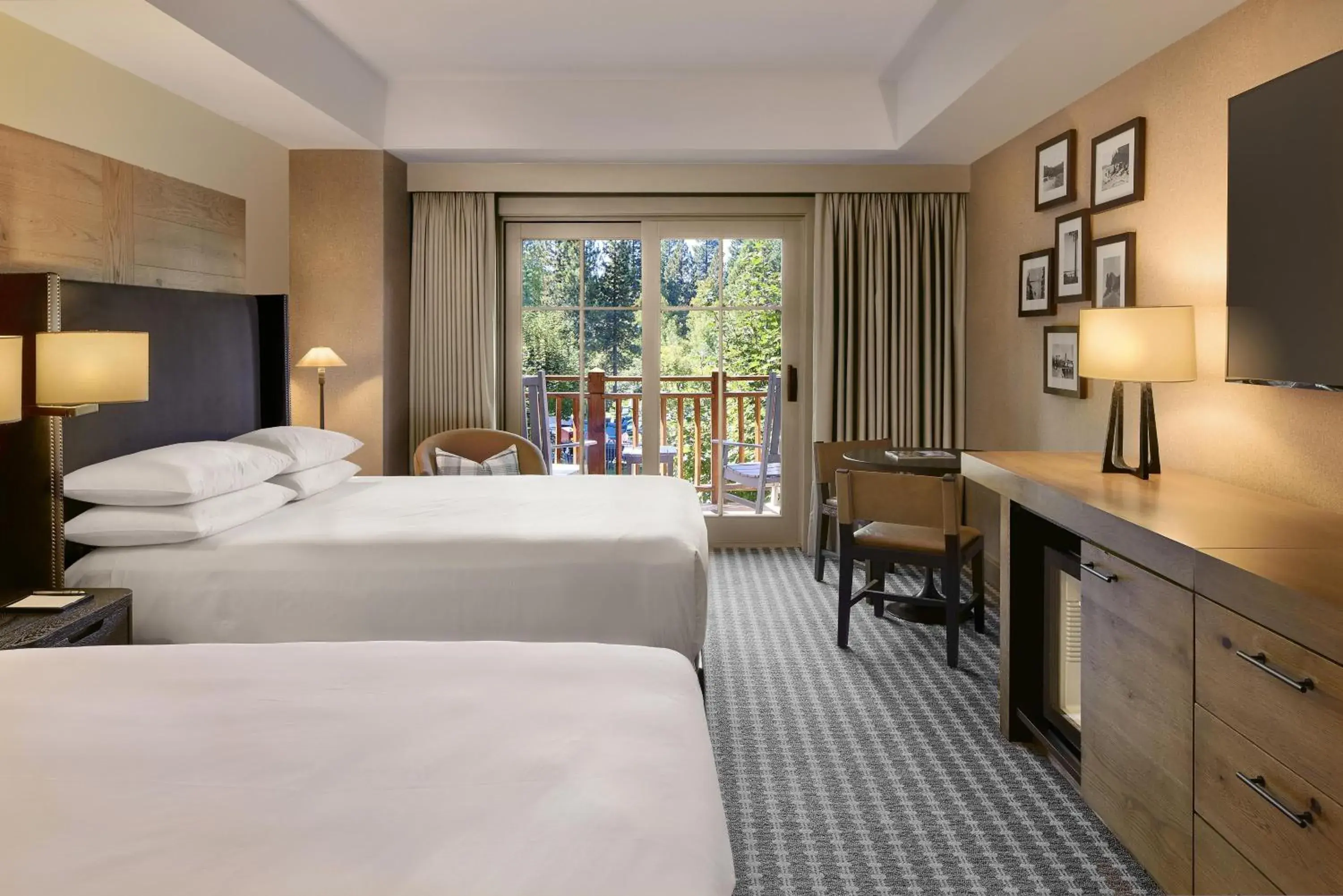 Bedroom, Bed in Hyatt Regency Lake Tahoe Resort, Spa & Casino Bedroom, Bed in Hyatt Regency Lake Tahoe Resort, Spa & Casino