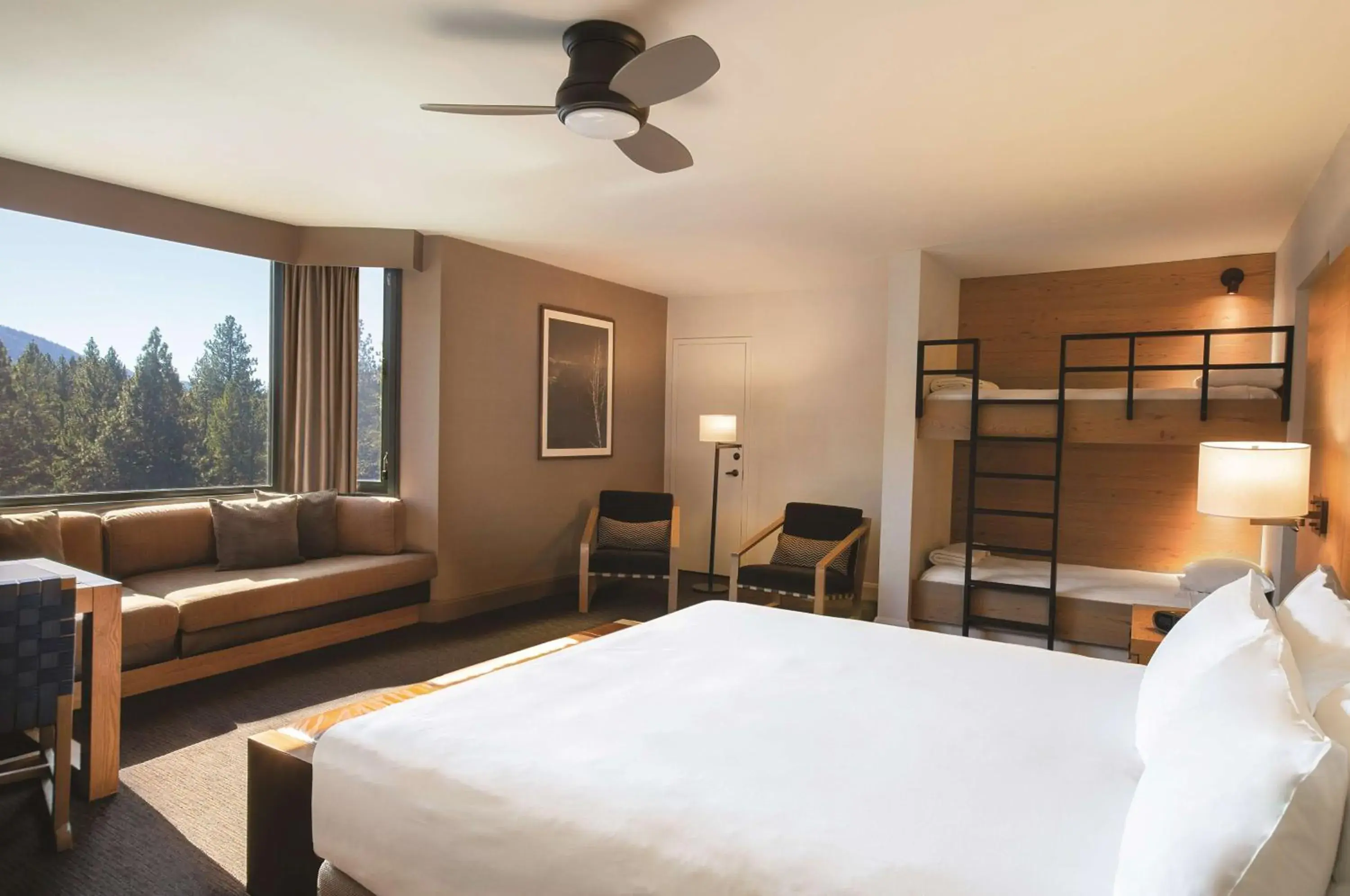 Photo of the whole room, Bed in Hyatt Regency Lake Tahoe Resort, Spa & Casino Photo of the whole room, Bed in Hyatt Regency Lake Tahoe Resort, Spa & Casino