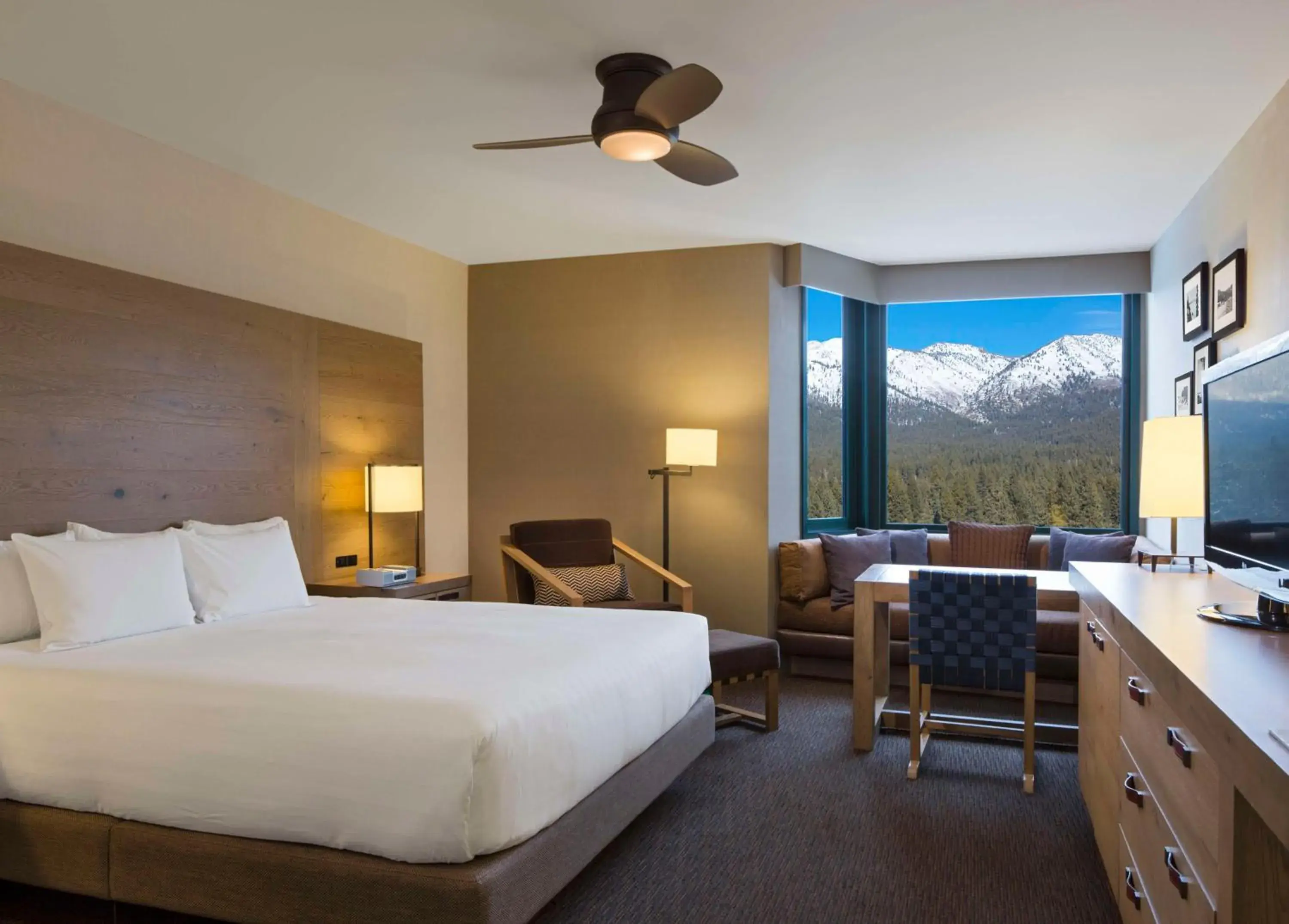 Bedroom, Bed in Hyatt Regency Lake Tahoe Resort, Spa & Casino Bedroom, Bed in Hyatt Regency Lake Tahoe Resort, Spa & Casino