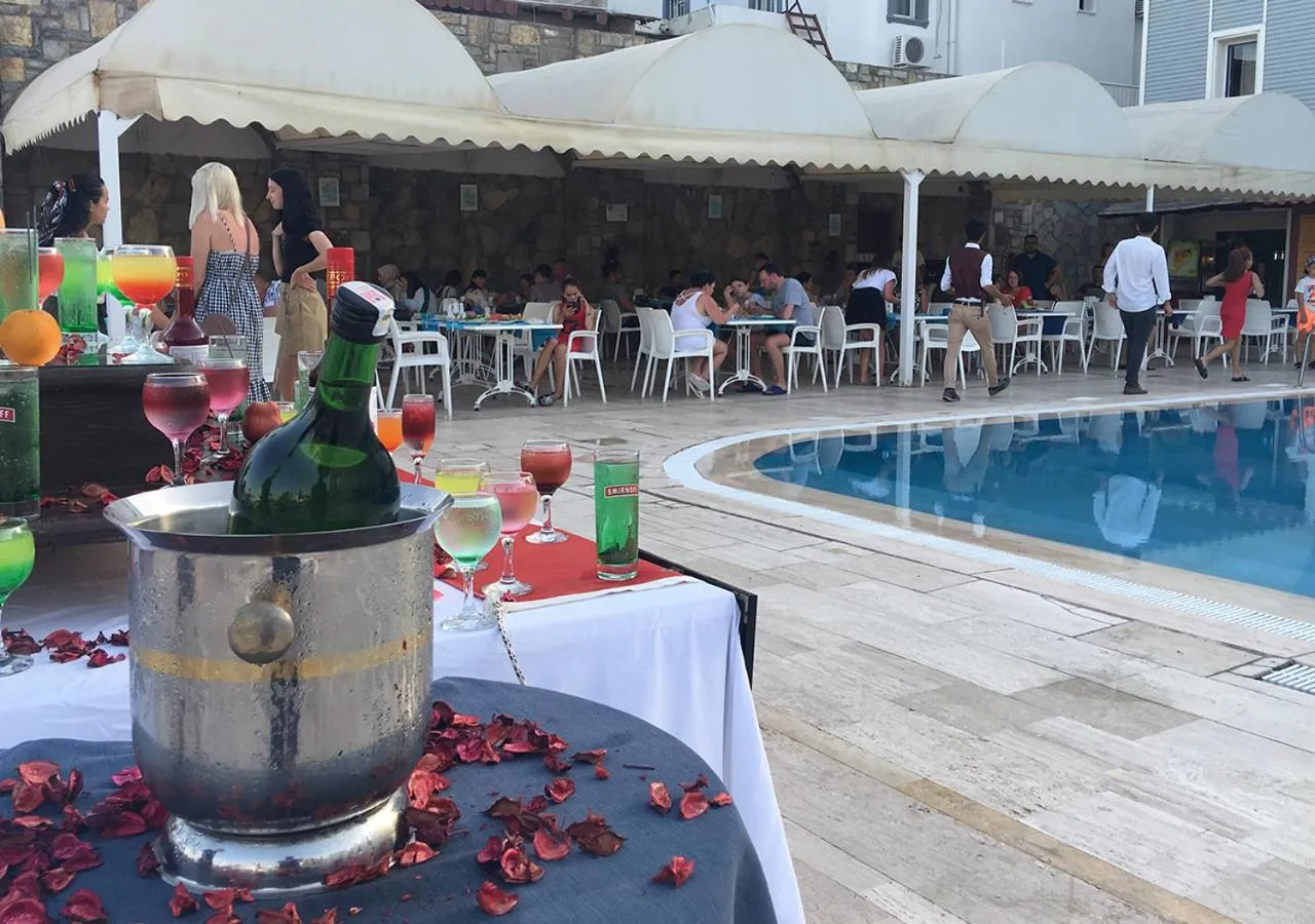 Restaurant/places to eat in Sunpoint Hotel Bodrum