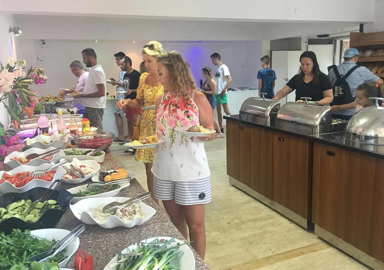 People in Sunpoint Hotel Bodrum