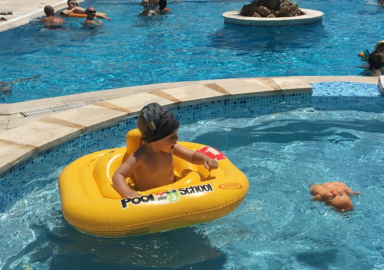 Swimming pool in Sunpoint Hotel Bodrum