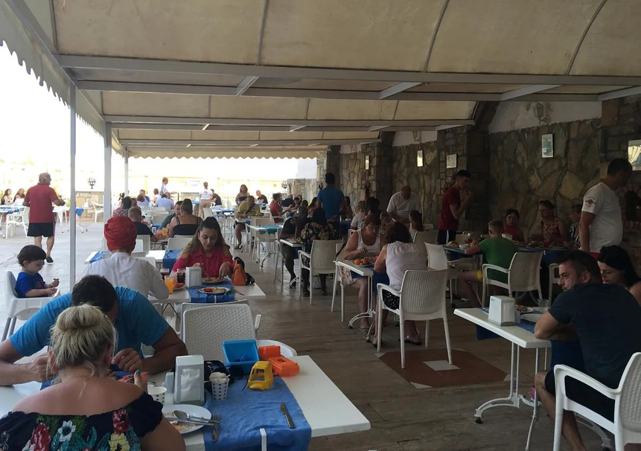 Restaurant/places to eat in Sunpoint Hotel Bodrum