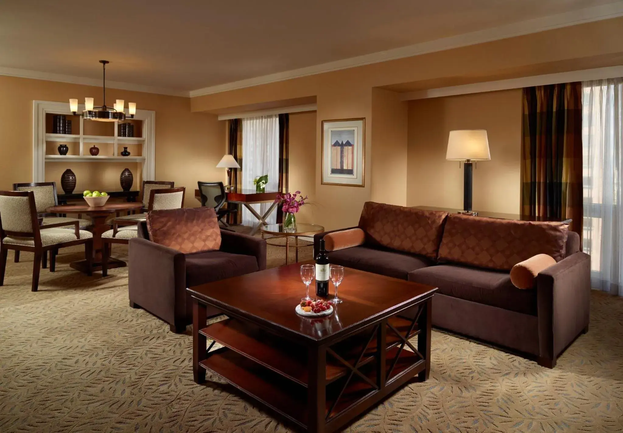 Photo of the whole room in Omni Los Angeles Hotel Photo of the whole room in Omni Los Angeles Hotel