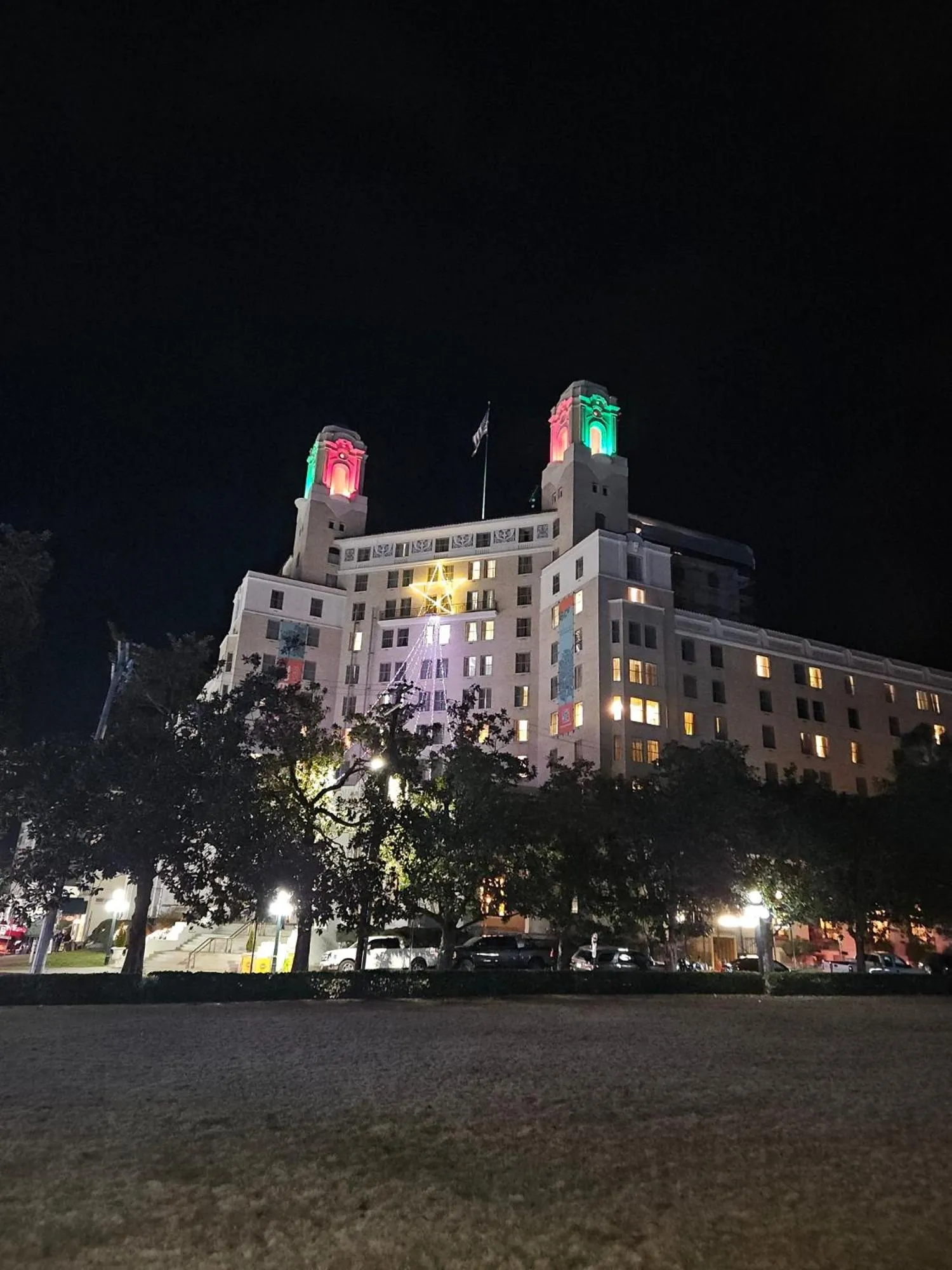 Property building in Arlington Resort Hotel & Spa