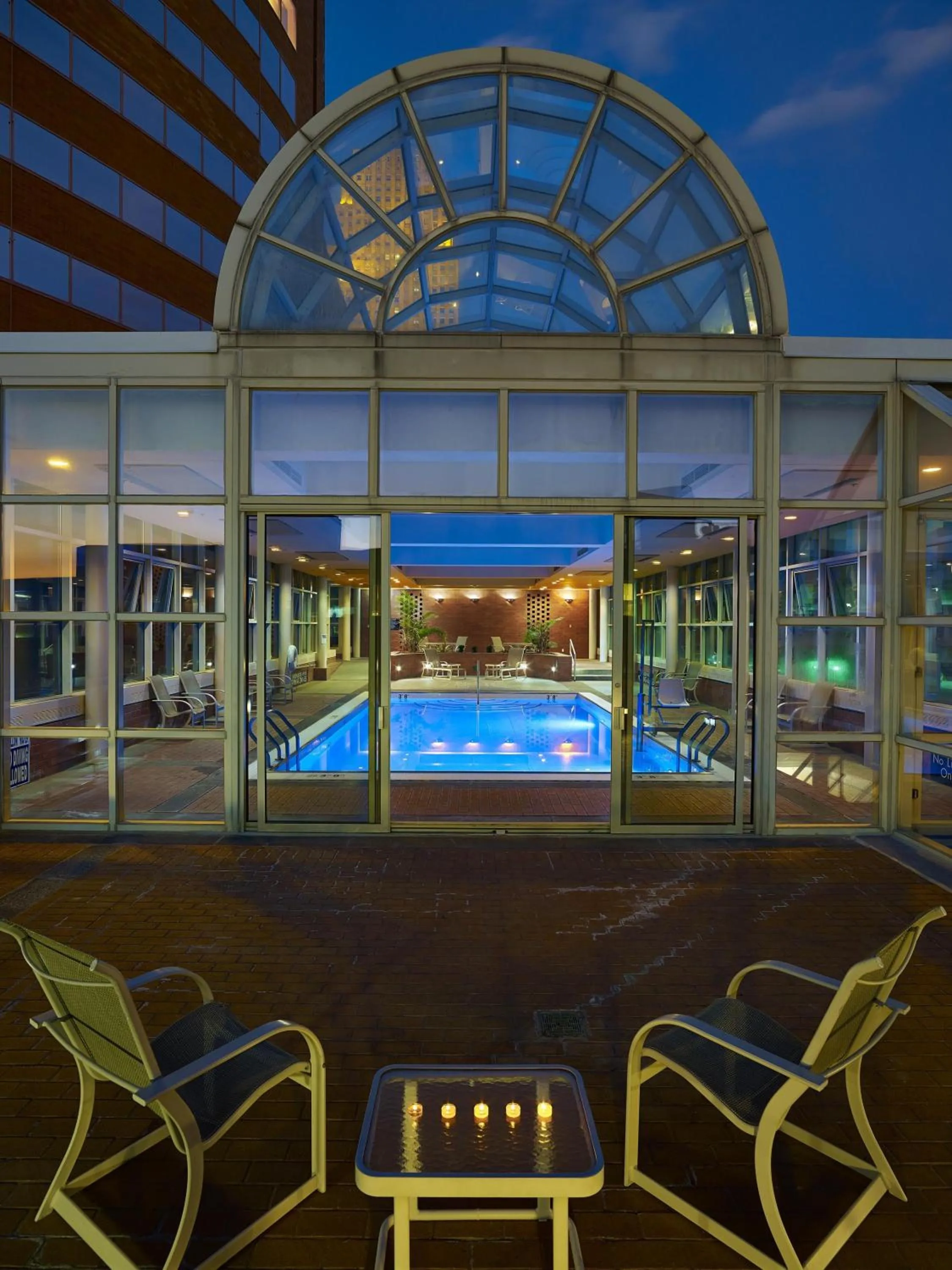 Swimming pool in Hyatt Regency Cincinnati