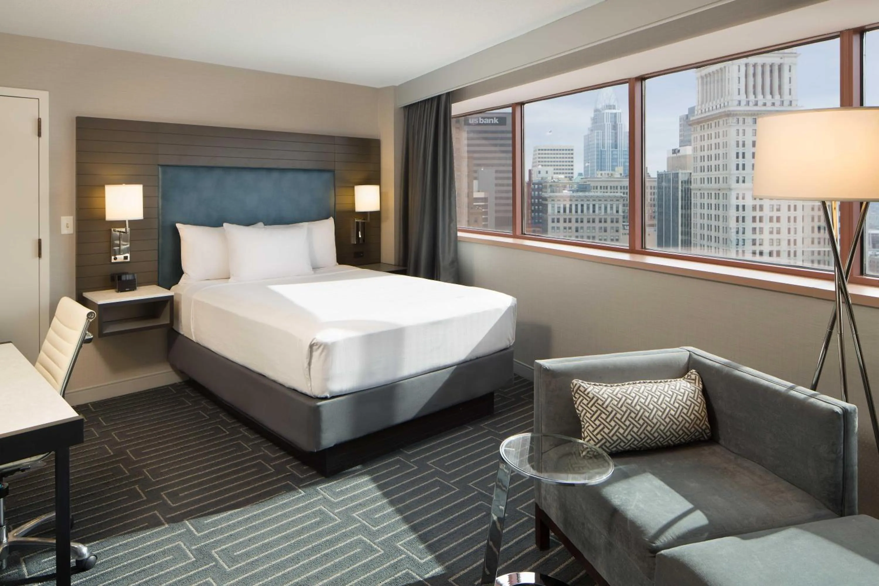 City view, Bed in Hyatt Regency Cincinnati