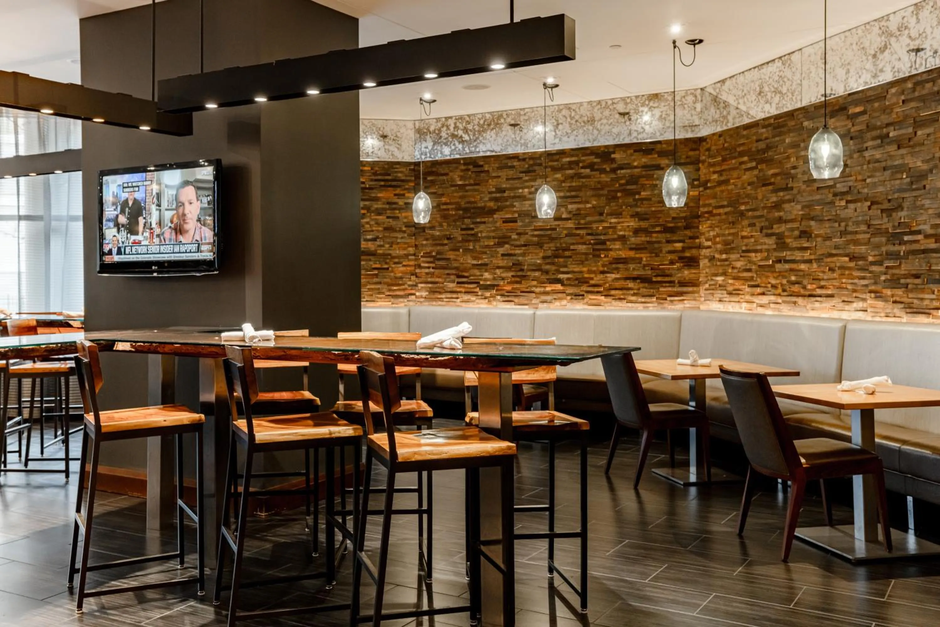 Lounge or bar in Hyatt Regency Cincinnati