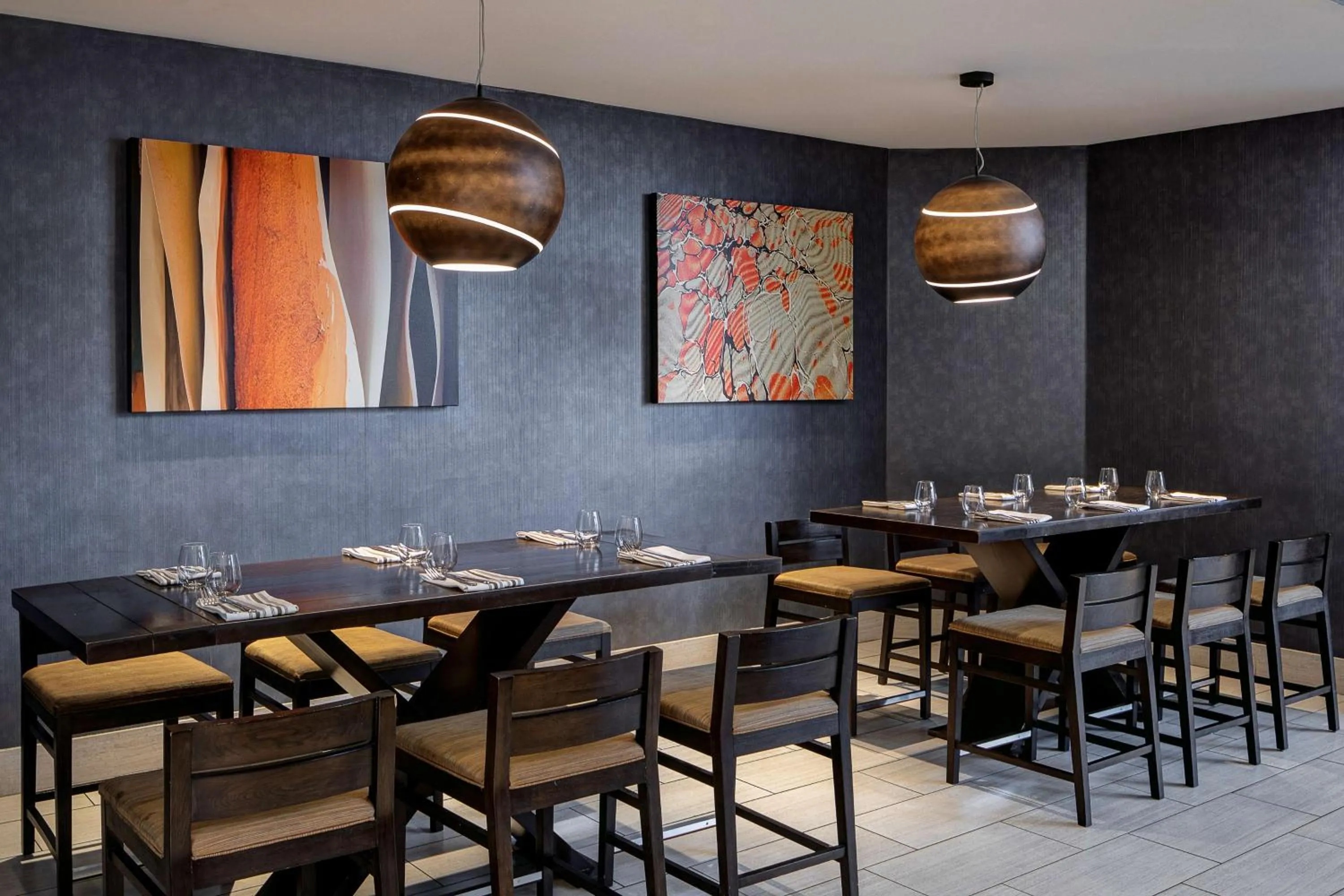 Restaurant/places to eat in Hyatt Regency Baltimore