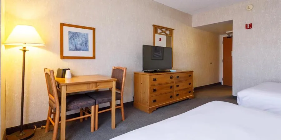 Bed in Wendover Nugget Hotel & Casino by Red Lion Hotels