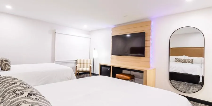 TV and multimedia, Bed in Wendover Nugget Hotel & Casino by Red Lion Hotels