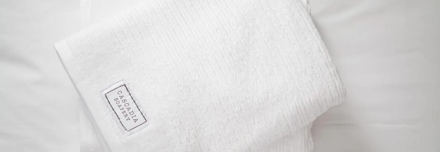 Bed in Wendover Nugget Hotel & Casino by Red Lion Hotels