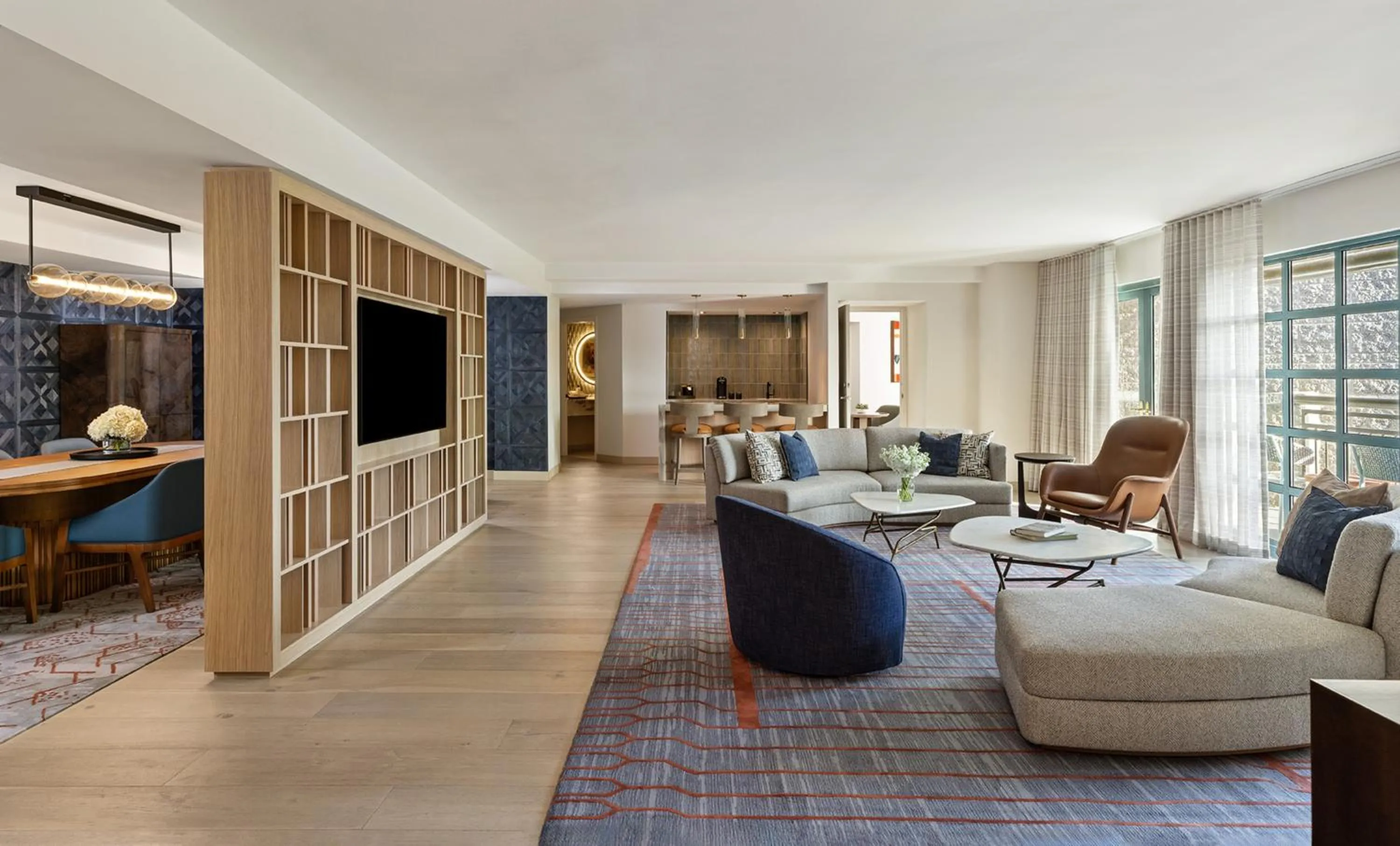 TV and multimedia in Grand Hyatt Scottsdale Resort