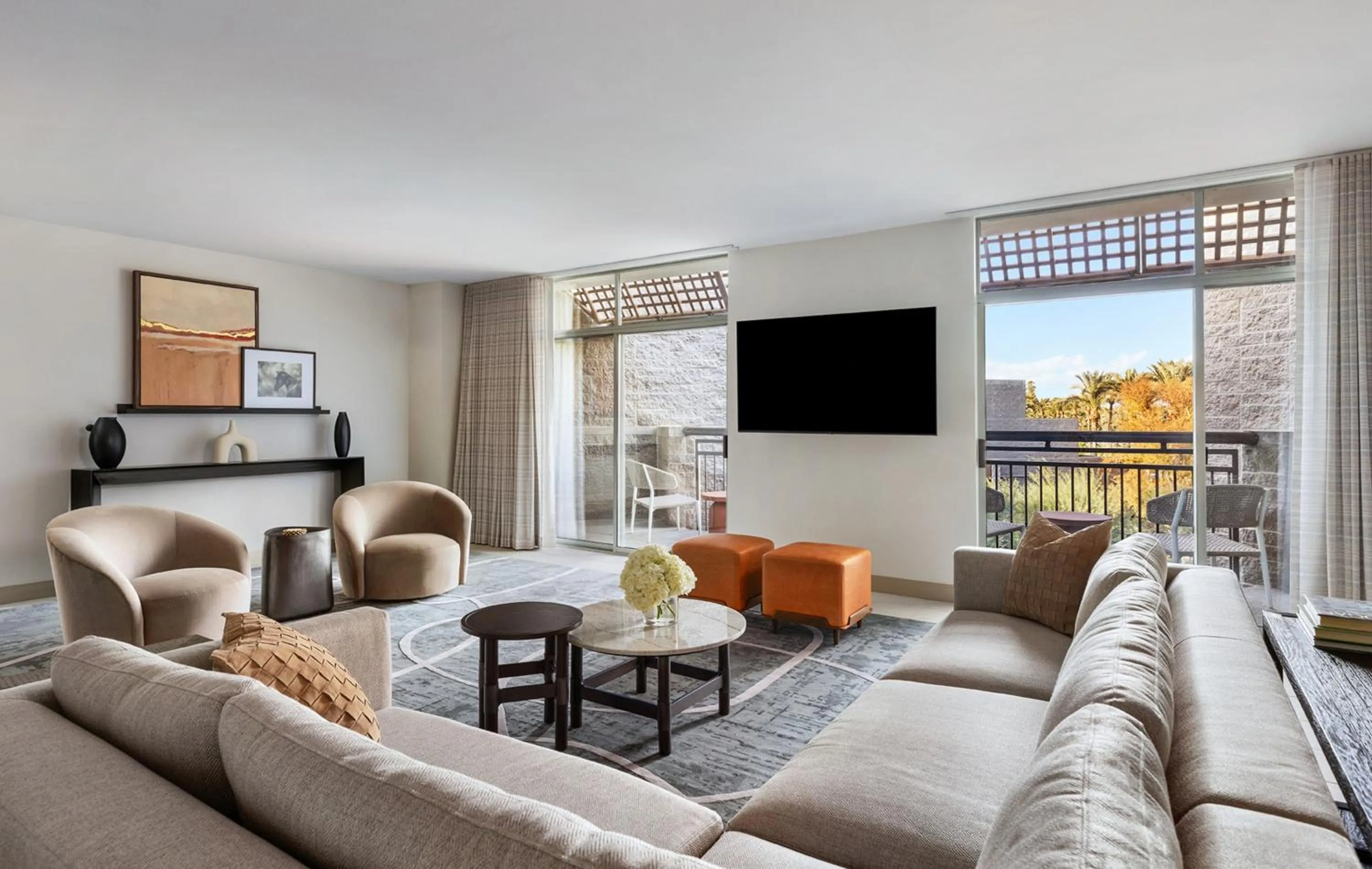 Living room in Grand Hyatt Scottsdale Resort
