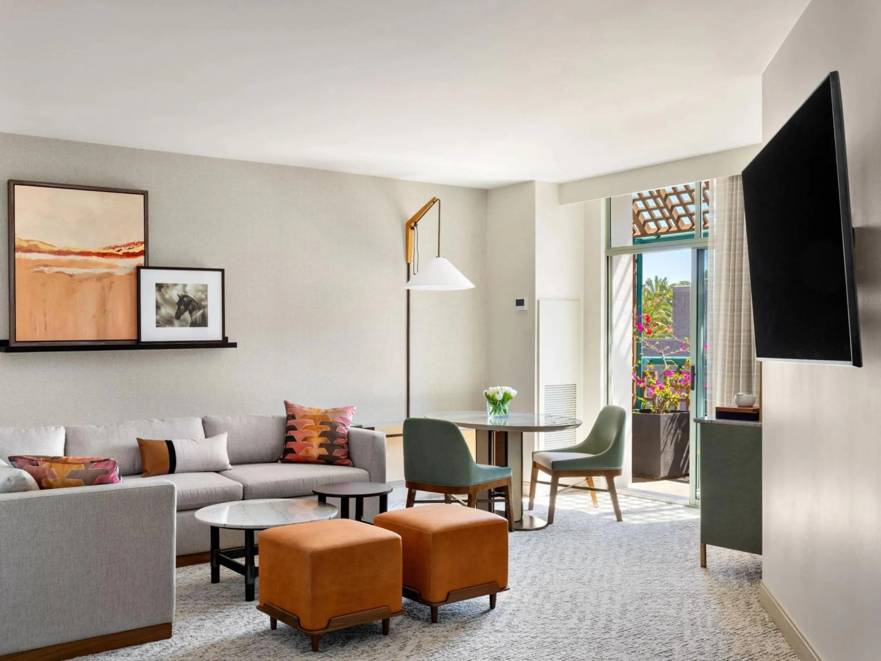 Living room in Grand Hyatt Scottsdale Resort