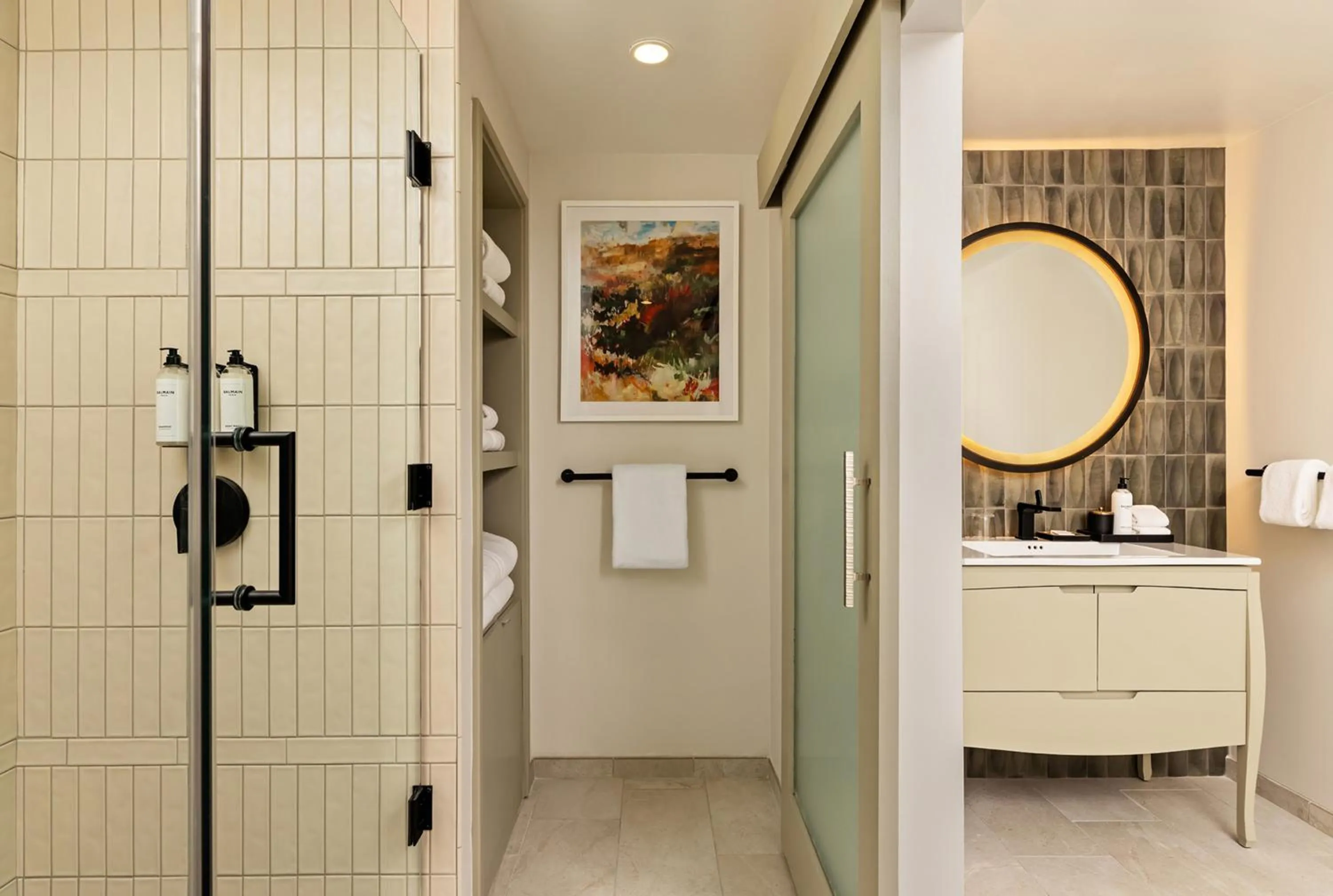 Shower in Grand Hyatt Scottsdale Resort