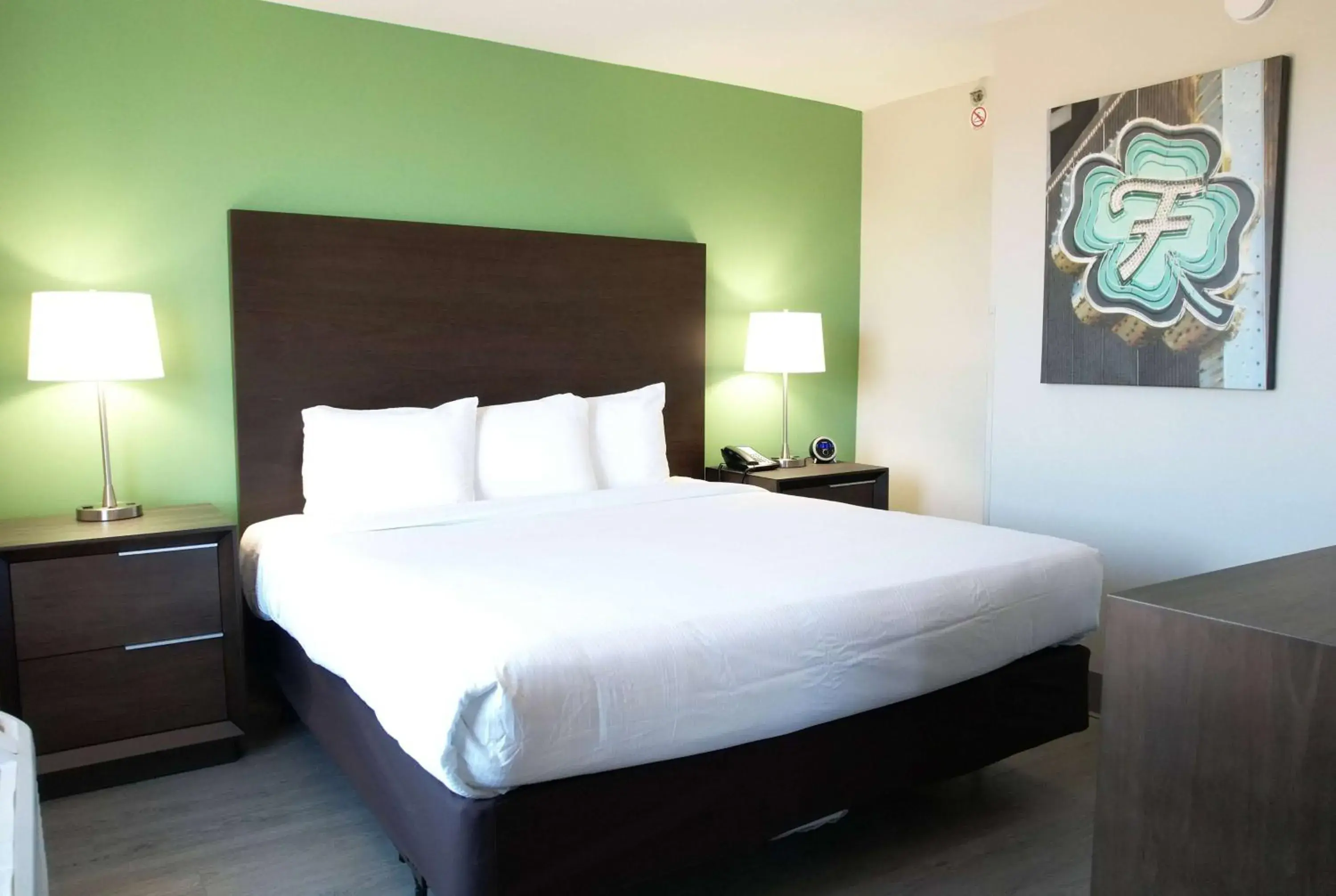 Photo of the whole room, Bed in Fitz Tunica Casino & Hotel, Trademark Collection by Wyndham Photo of the whole room, Bed in Fitz Tunica Casino & Hotel, Trademark Collection by Wyndham