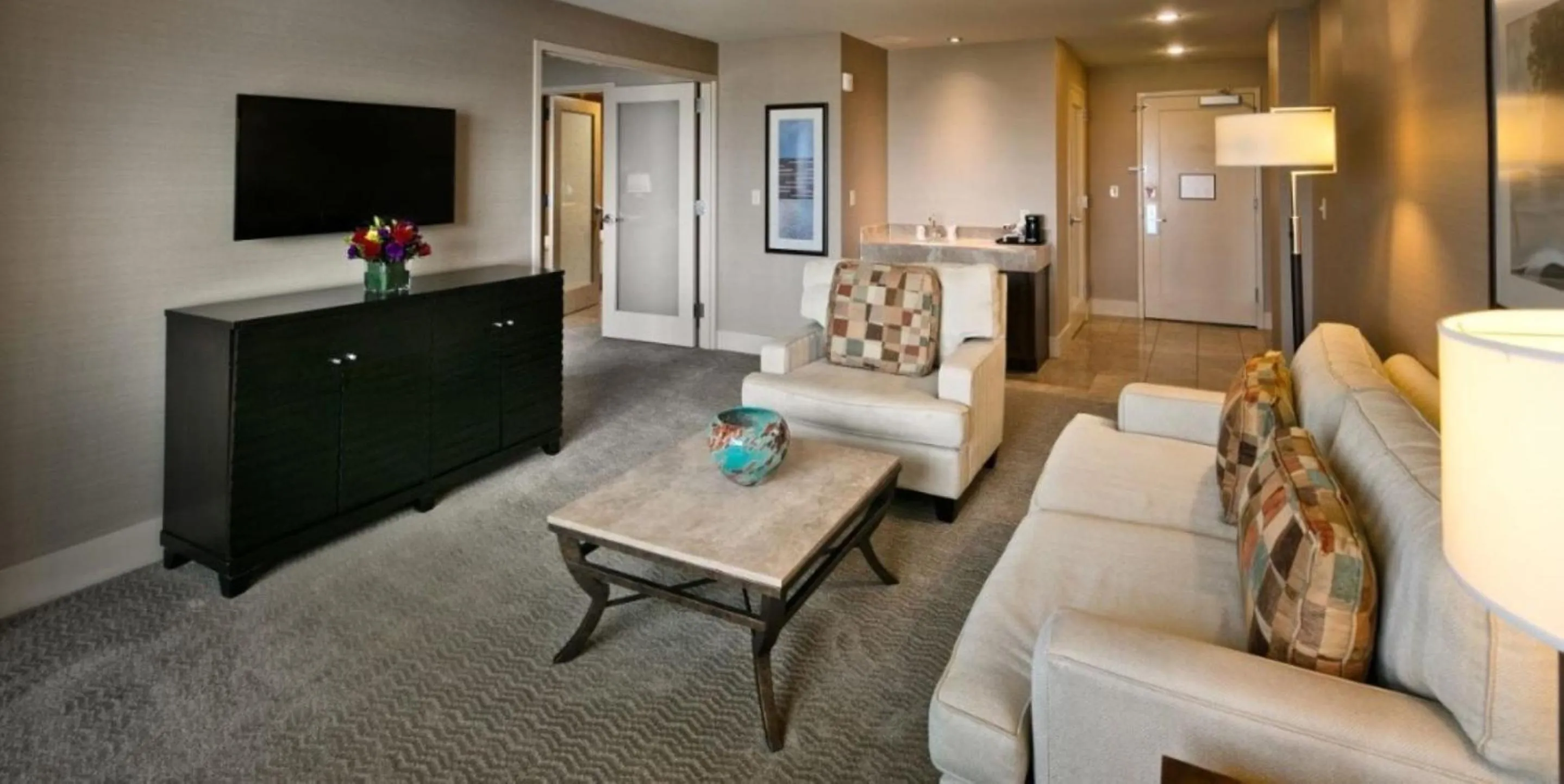 Seating area in Isle Casino Hotel Bettendorf